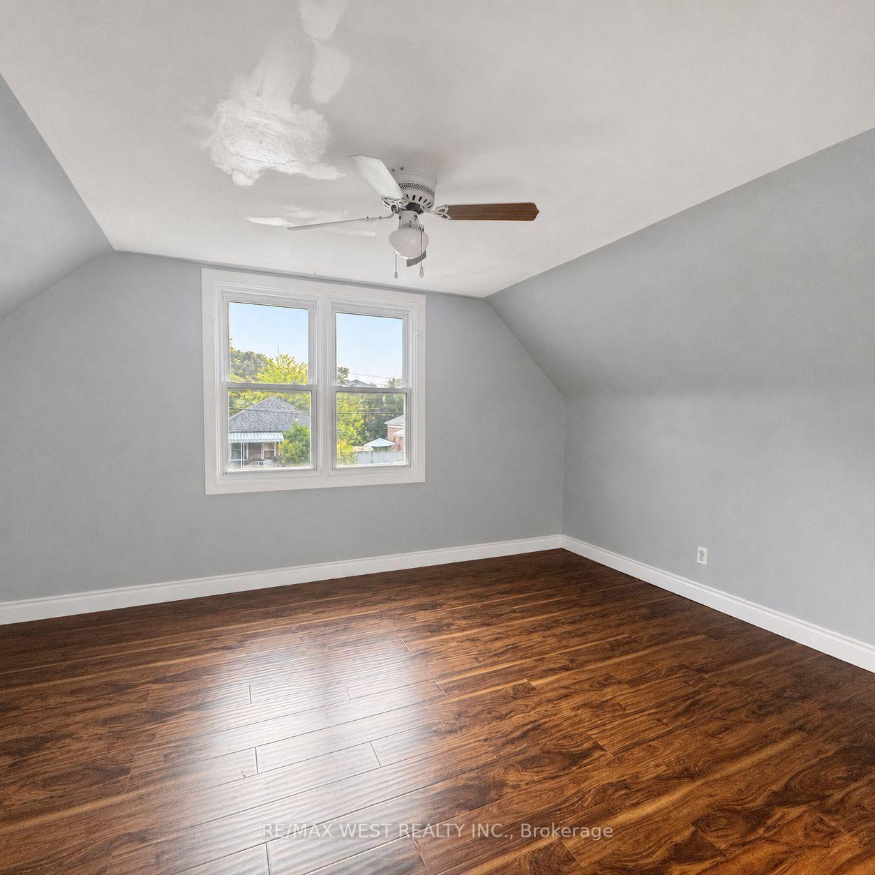 Photo 17 of Unit Main & 2nd, 53 Shadyside Avenue, Hamilton, Burkholme — HOMEH