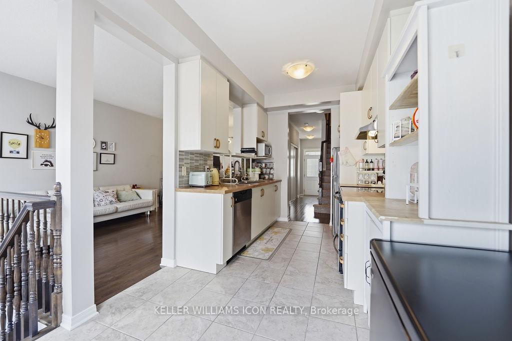 Photo 14 of 493 Ashbourne Crescent, Ottawa, Barrhaven - Stonebridge — HOMEH