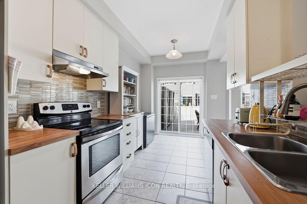 Photo 17 of 493 Ashbourne Crescent, Ottawa, Barrhaven - Stonebridge — HOMEH
