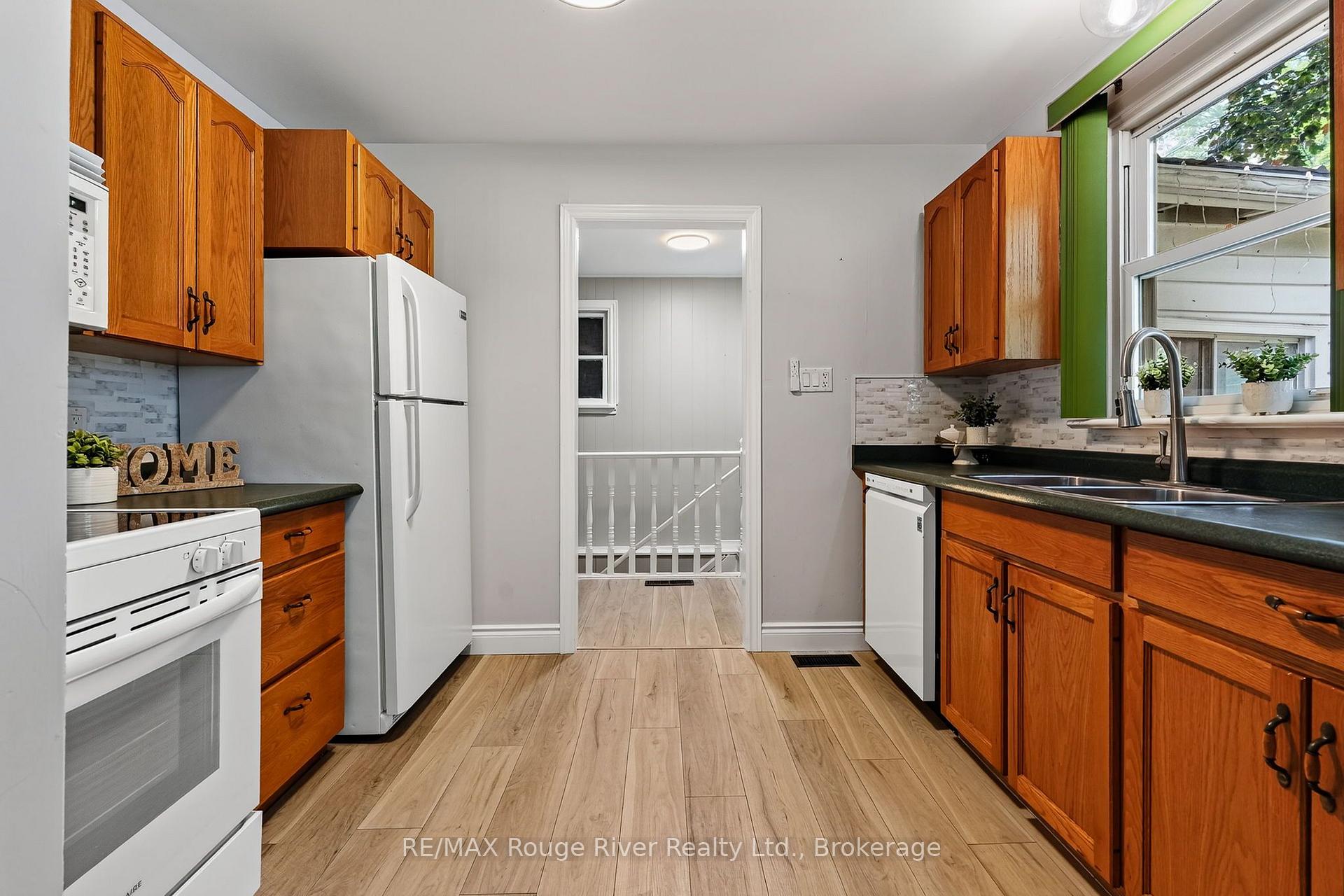 Photo 13 of 100 king Street E, Cramahe, Colborne — HOMEH