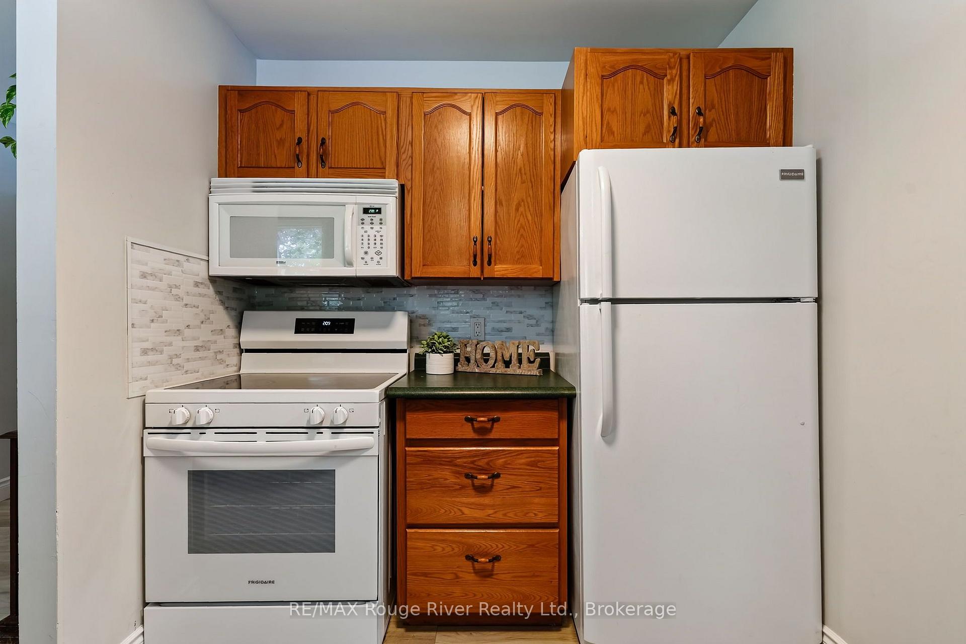 Photo 14 of 100 king Street E, Cramahe, Colborne — HOMEH