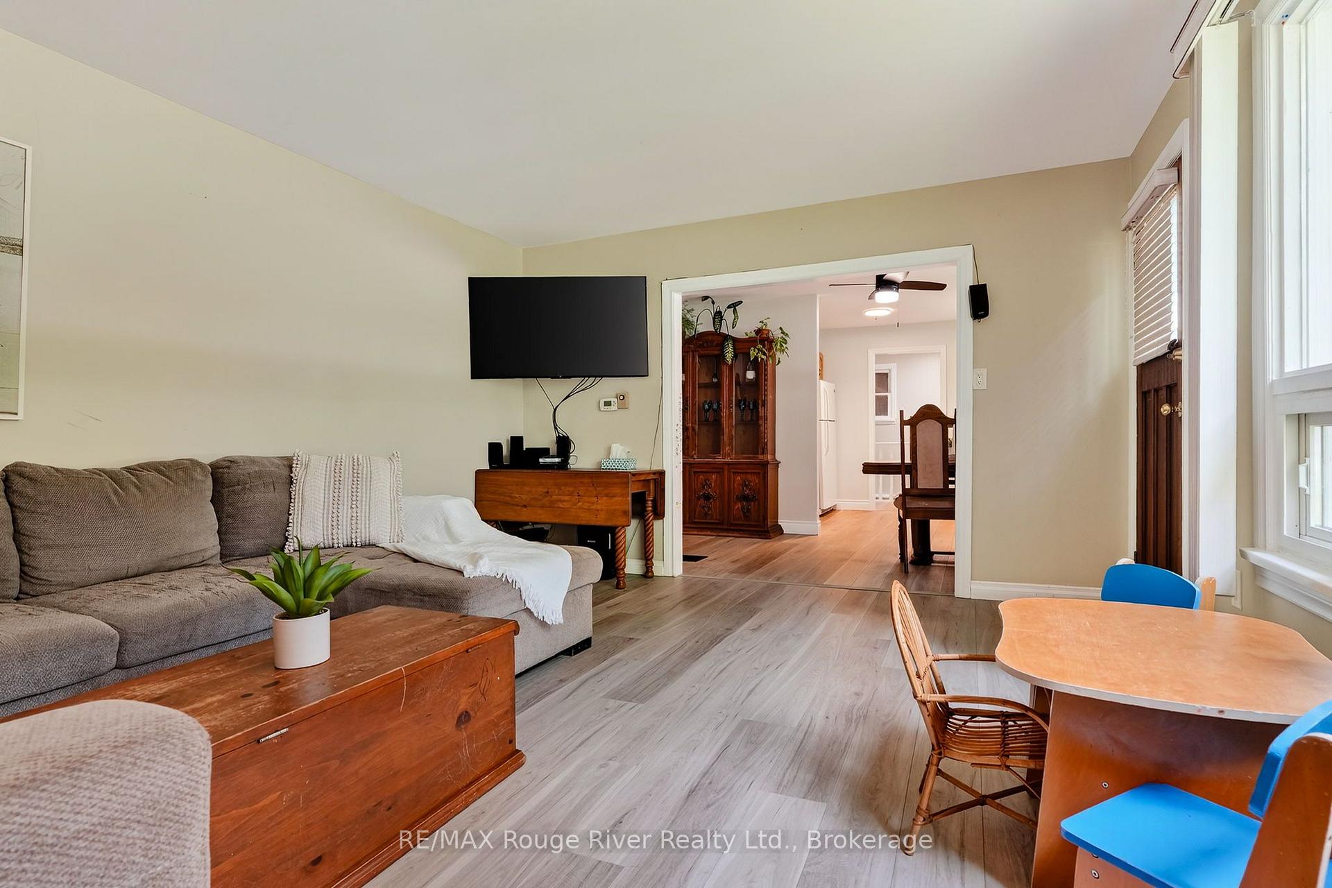 Photo 23 of 100 king Street E, Cramahe, Colborne — HOMEH