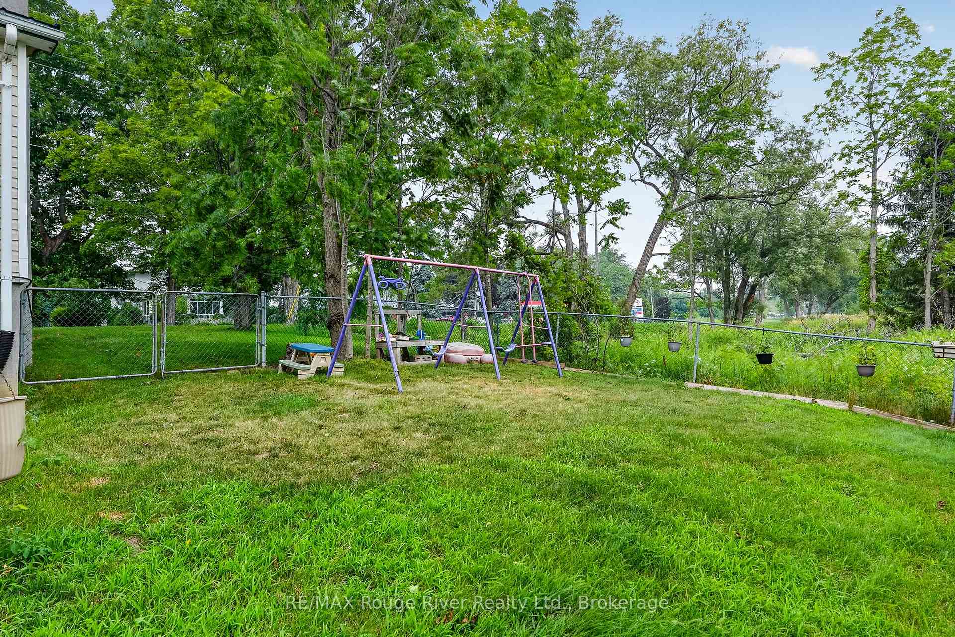 Photo 44 of 100 king Street E, Cramahe, Colborne — HOMEH