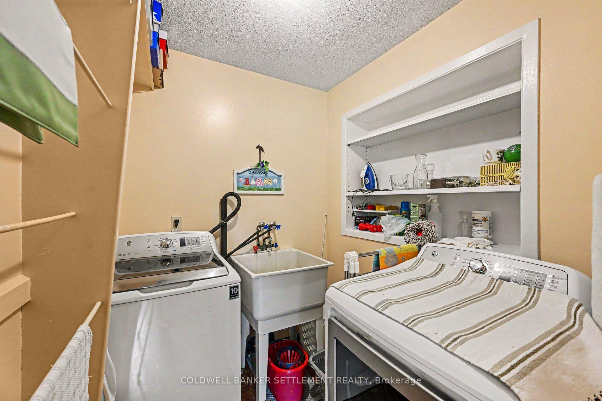 Photo 26 of 343 Ennis Road, Tay Valley, Bathurst/Burgess & Sherbrooke (Bathurst) Twp — HOMEH