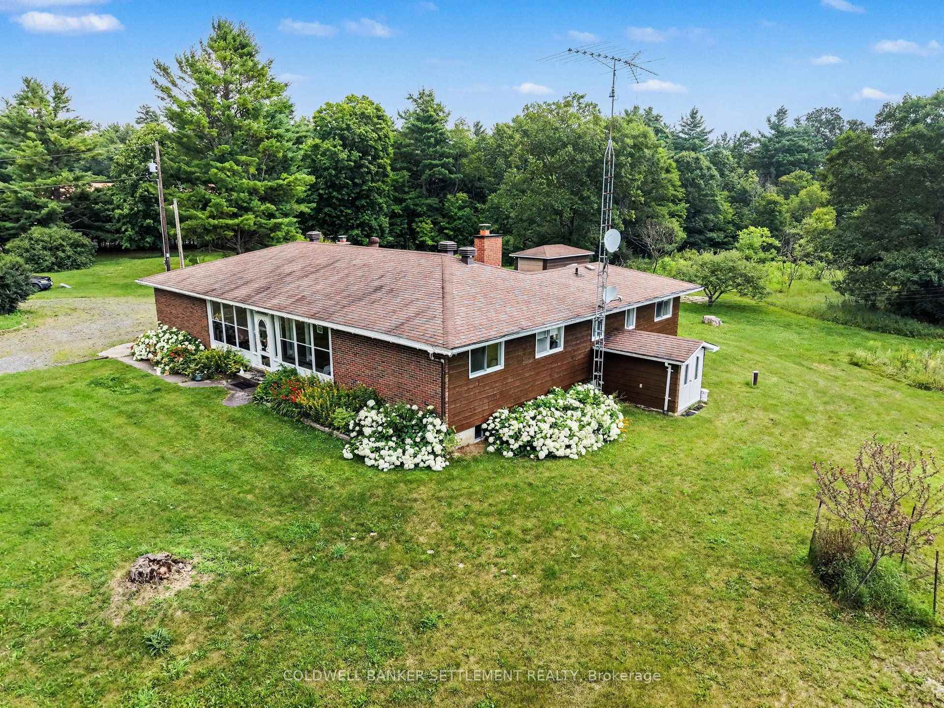Photo 46 of 343 Ennis Road, Tay Valley, Bathurst/Burgess & Sherbrooke (Bathurst) Twp — HOMEH