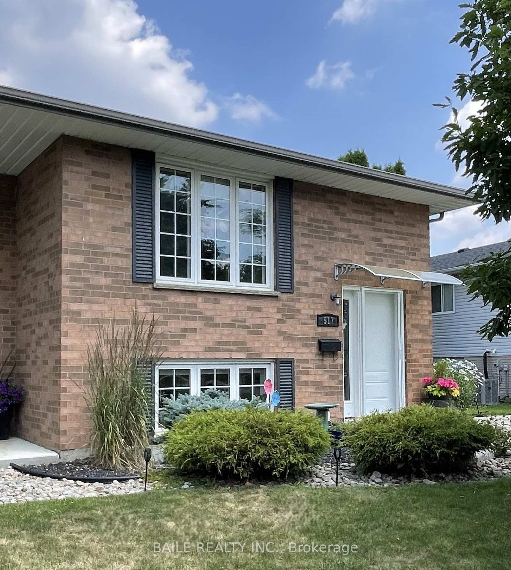 Photo 2 of 517 Mc Gregor St Street, Warwick, Watford — HOMEH