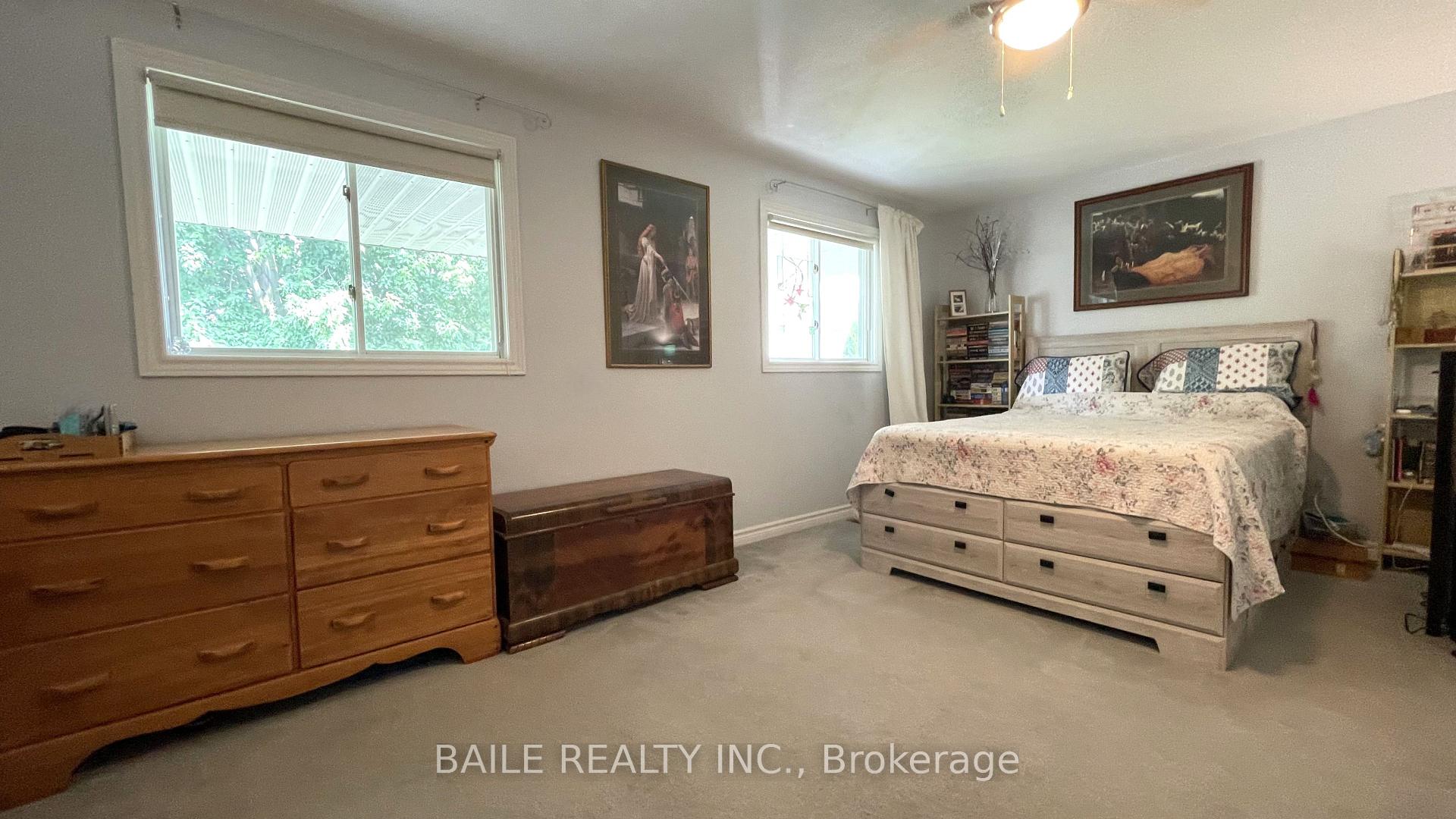 Photo 10 of 517 Mc Gregor St Street, Warwick, Watford — HOMEH