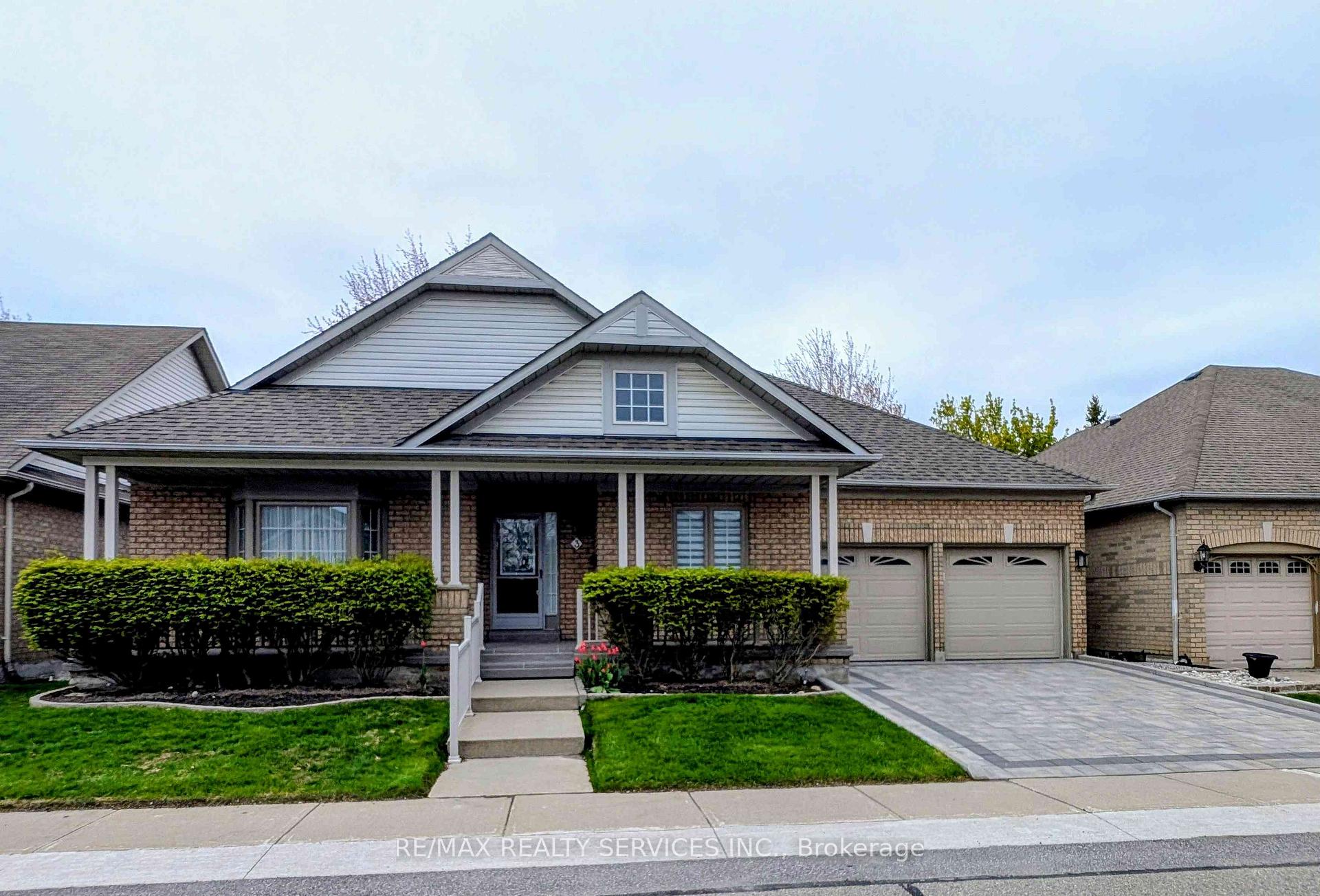 Photo 1 of 3 Tuscany Lane, Brampton, Sandringham-Wellington — HOMEH