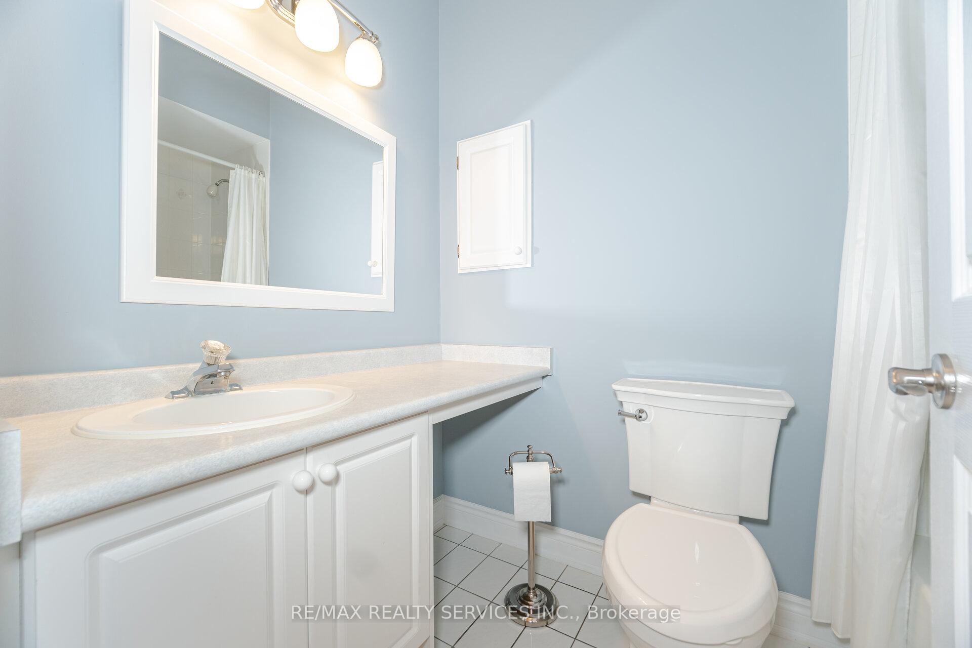 Photo 35 of 3 Tuscany Lane, Brampton, Sandringham-Wellington — HOMEH