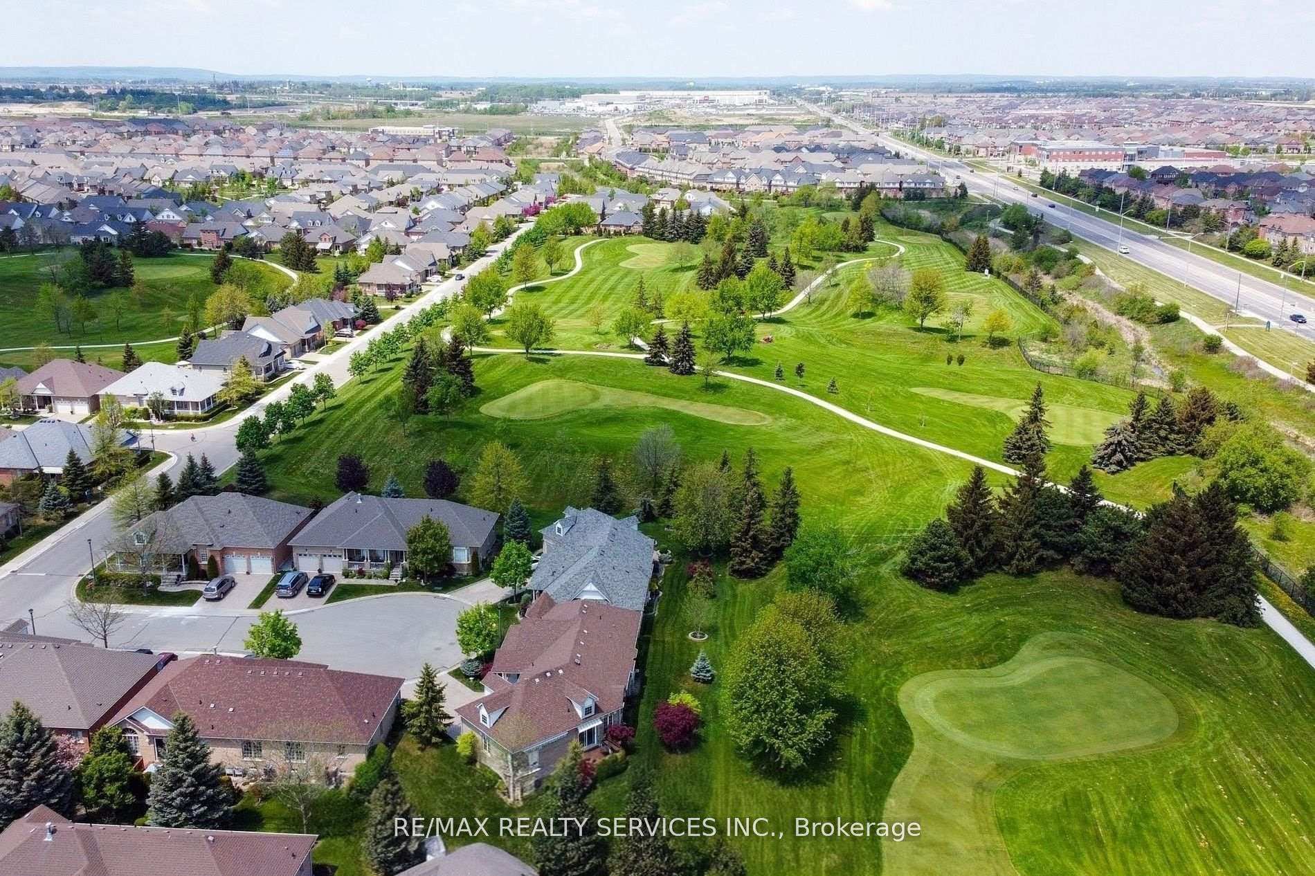 Photo 44 of 3 Tuscany Lane, Brampton, Sandringham-Wellington — HOMEH
