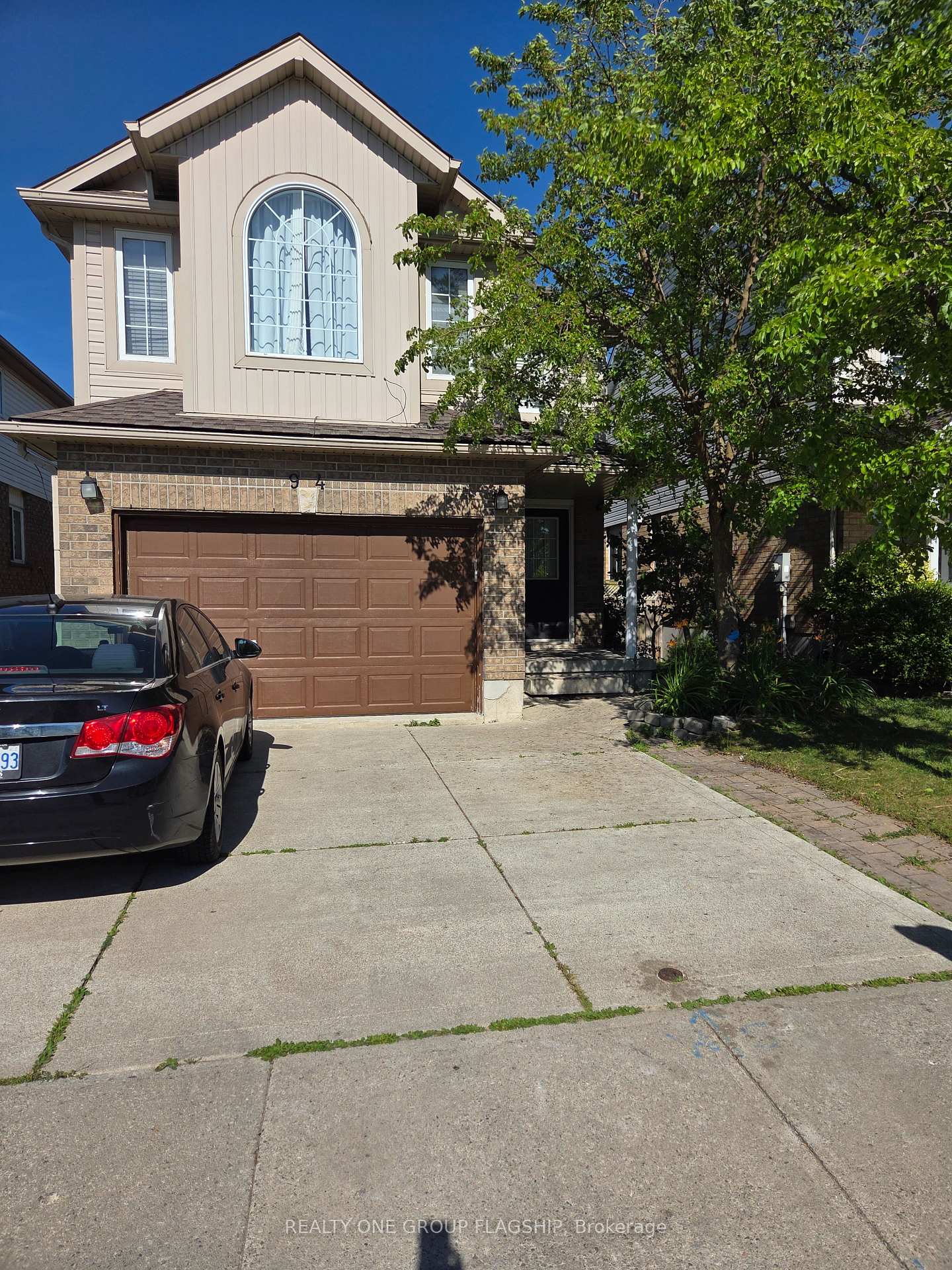 Photo 1 of 904 Copper Leaf Crescent, Kitchener, Larentian West — HOMEH