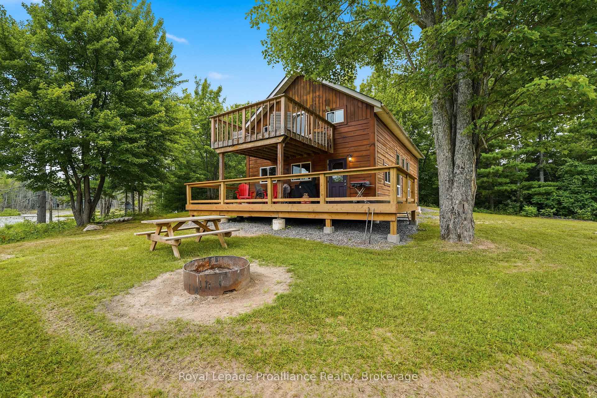 Front of 1519 Rockies Road