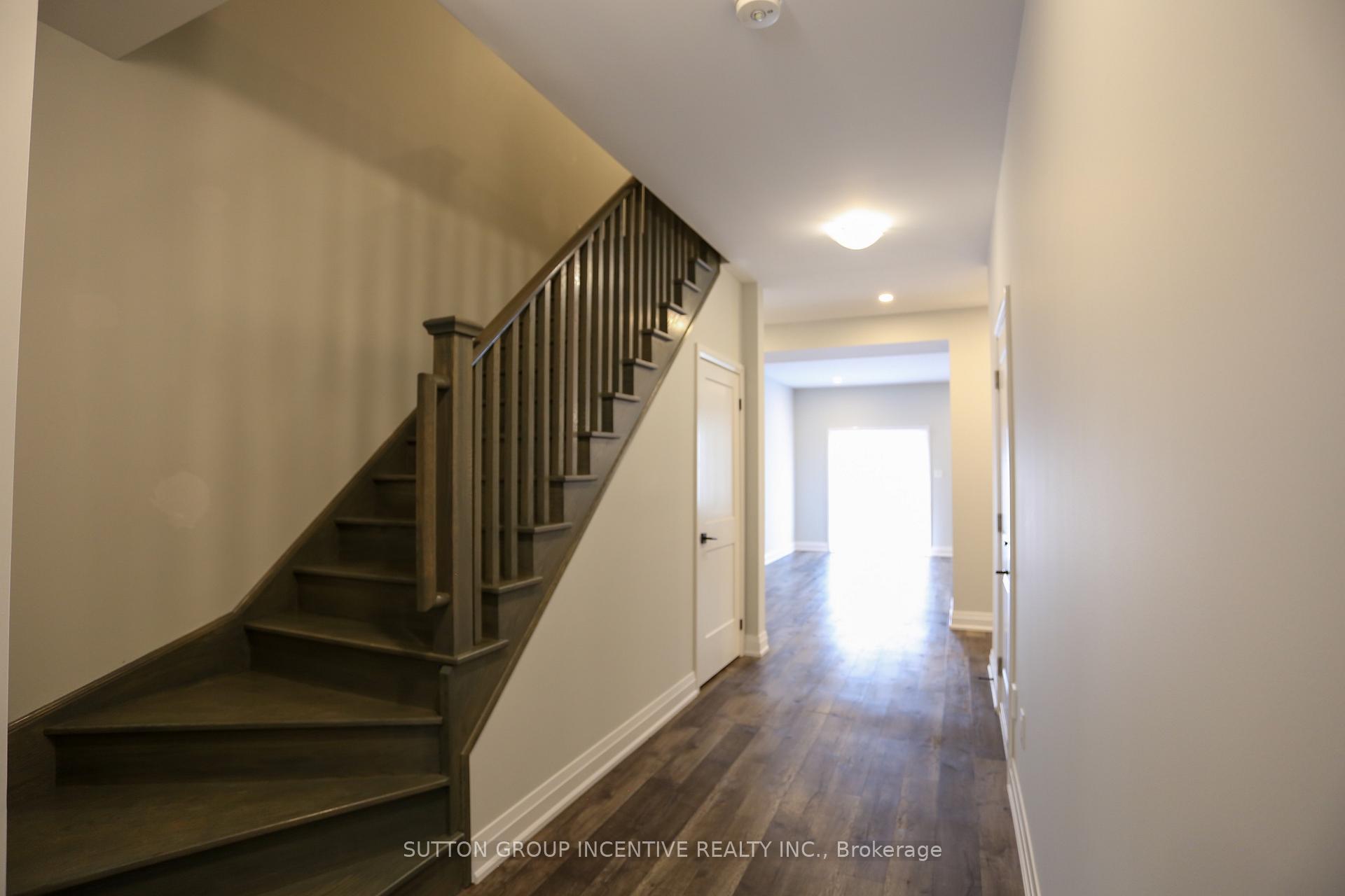 Photo 6 of 6 Stonehart Lane, Barrie, East Bayfield — HOMEH