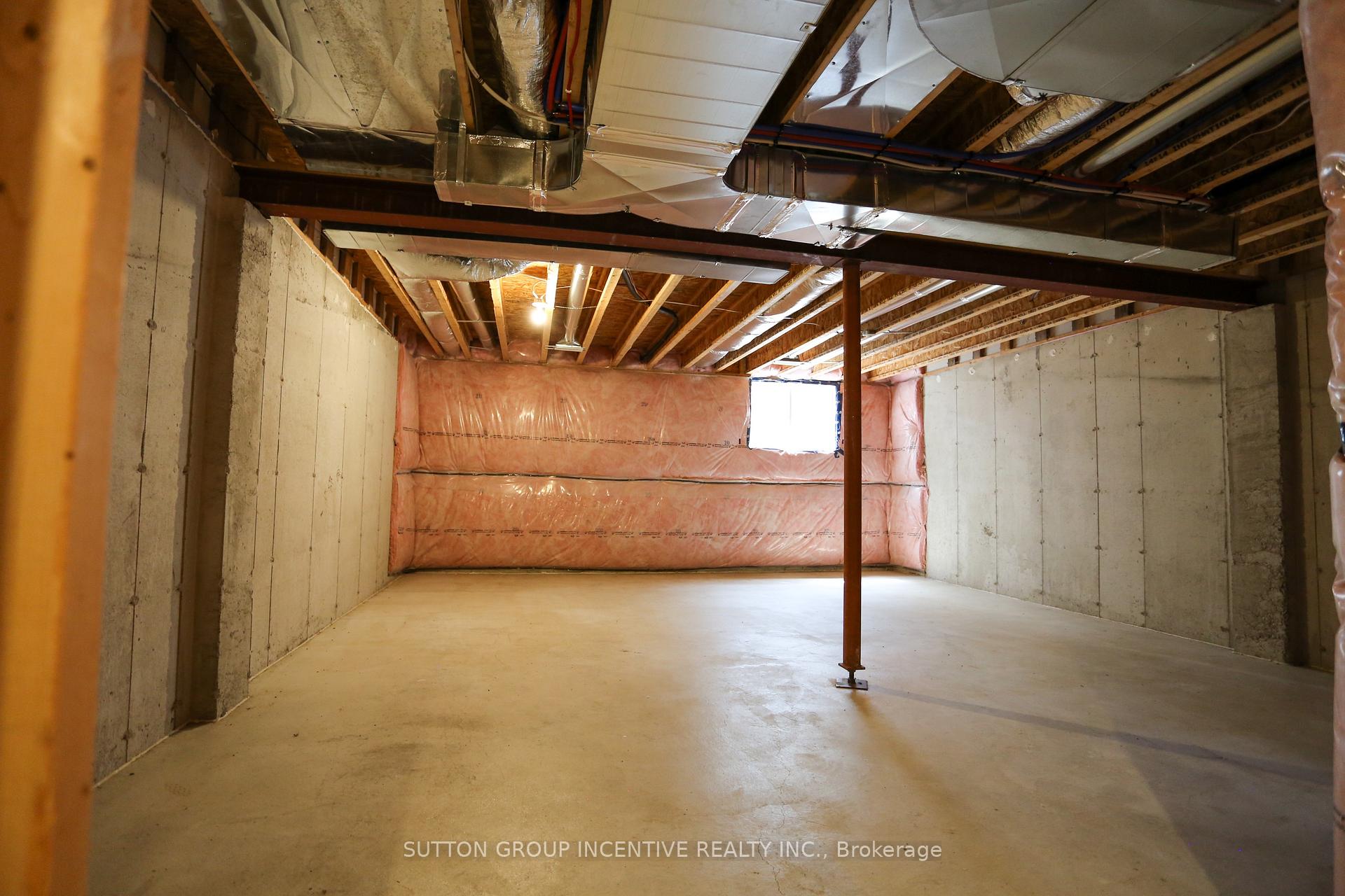 Photo 18 of 6 Stonehart Lane, Barrie, East Bayfield — HOMEH
