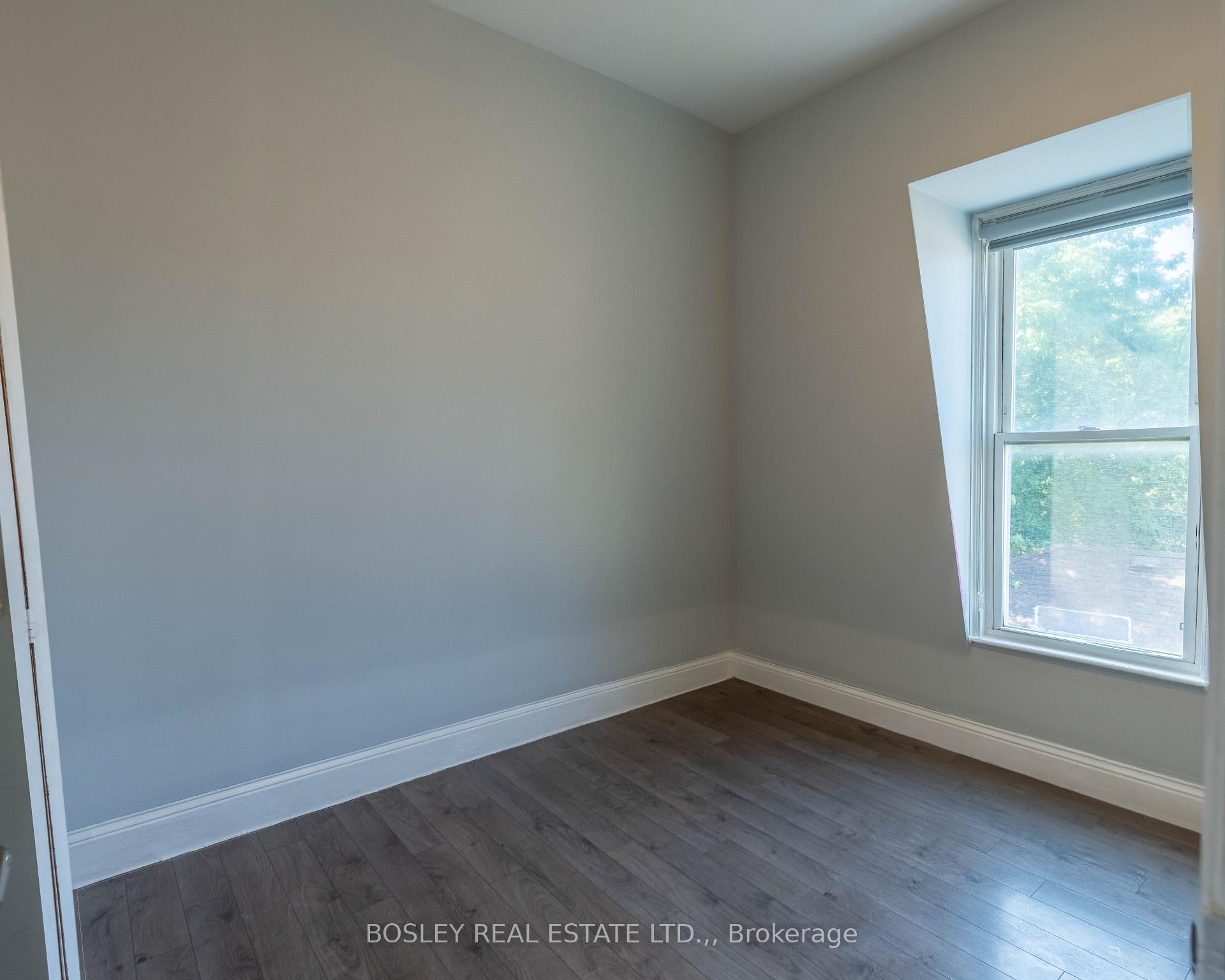 Photo 18 of 4466 Fourth Avenue, Niagara Falls, Downtown — HOMEH