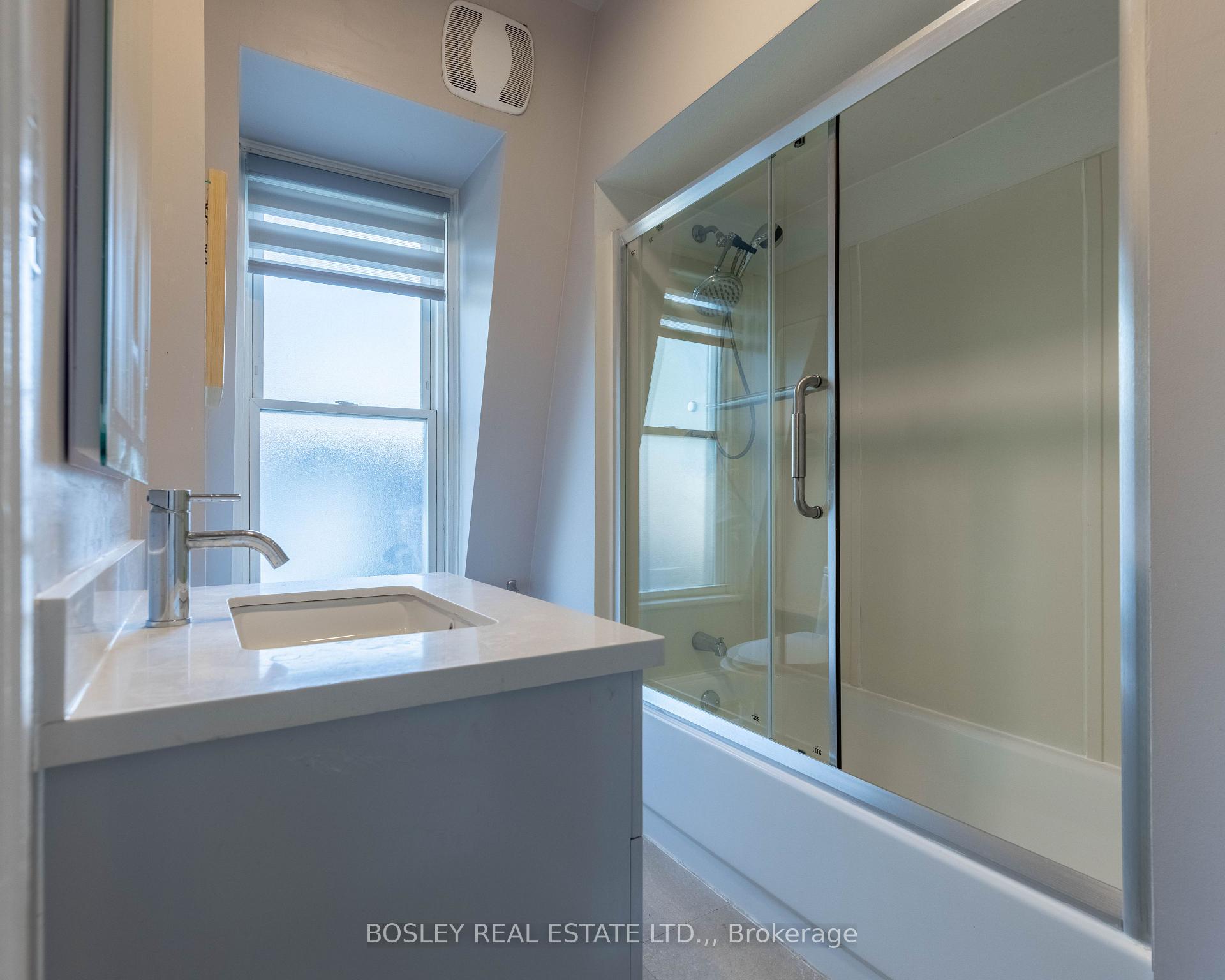 Photo 23 of 4466 Fourth Avenue, Niagara Falls, Downtown — HOMEH