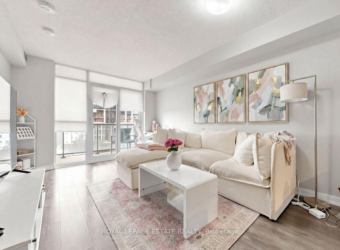 Front of Unit 504, 8 Trent Avenue