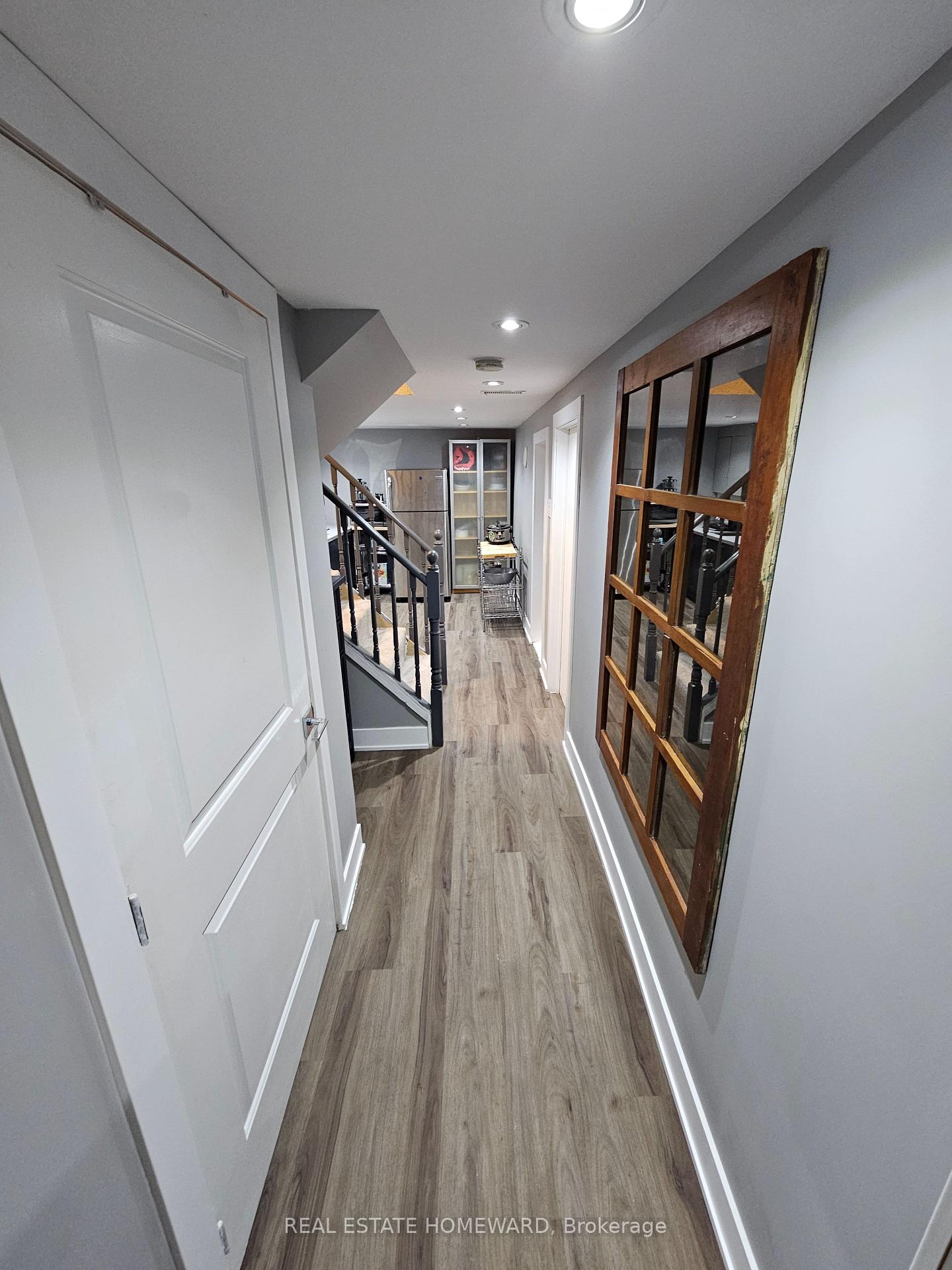 Photo 19 of 715 Pharmacy Avenue, Scarborough, Clairlea-Birchmount — HOMEH