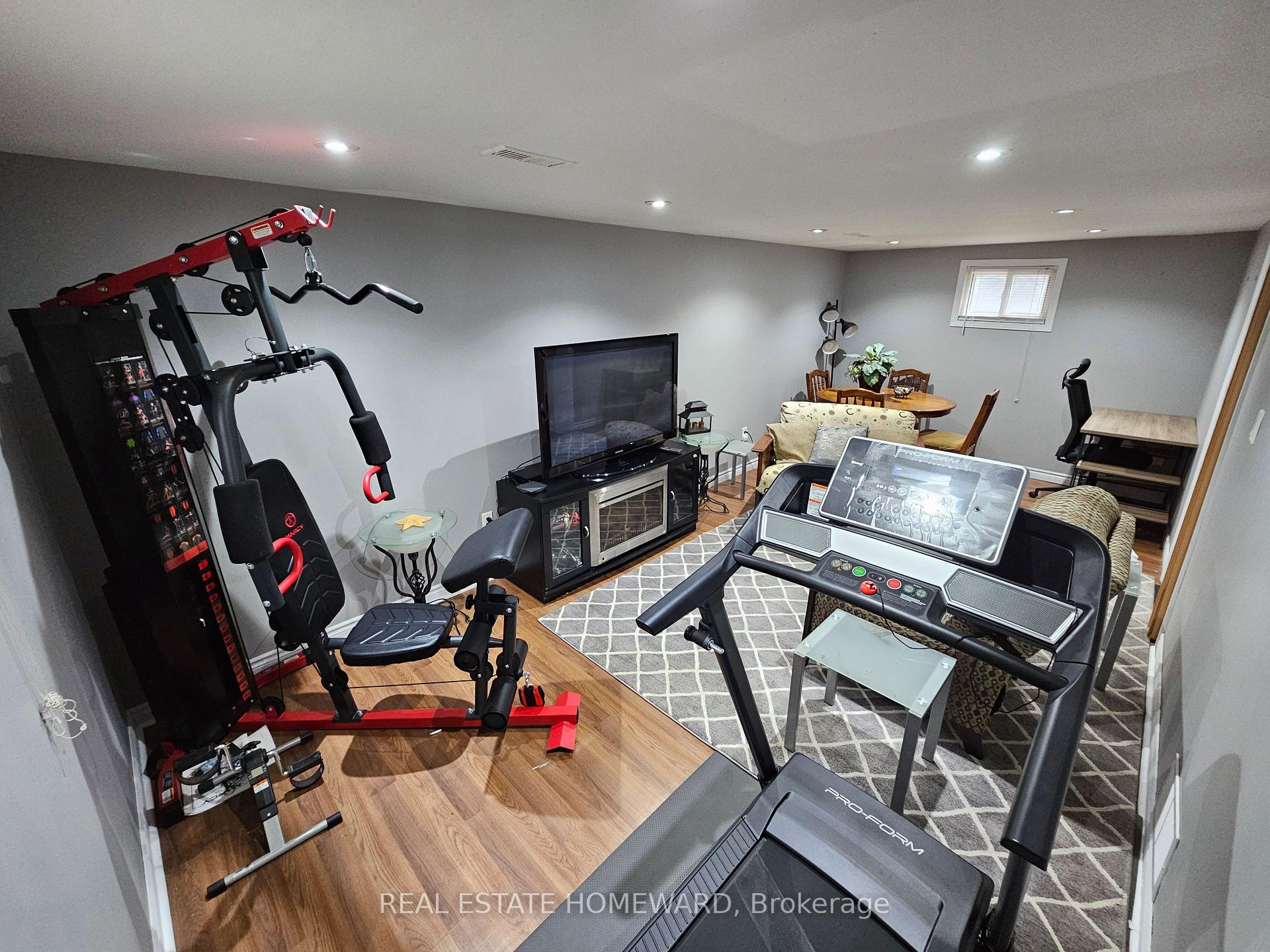 Photo 23 of 715 Pharmacy Avenue, Scarborough, Clairlea-Birchmount — HOMEH