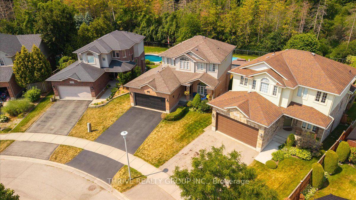 Photo 2 of 1571 Blackmaple Crescent, London, East A — HOMEH