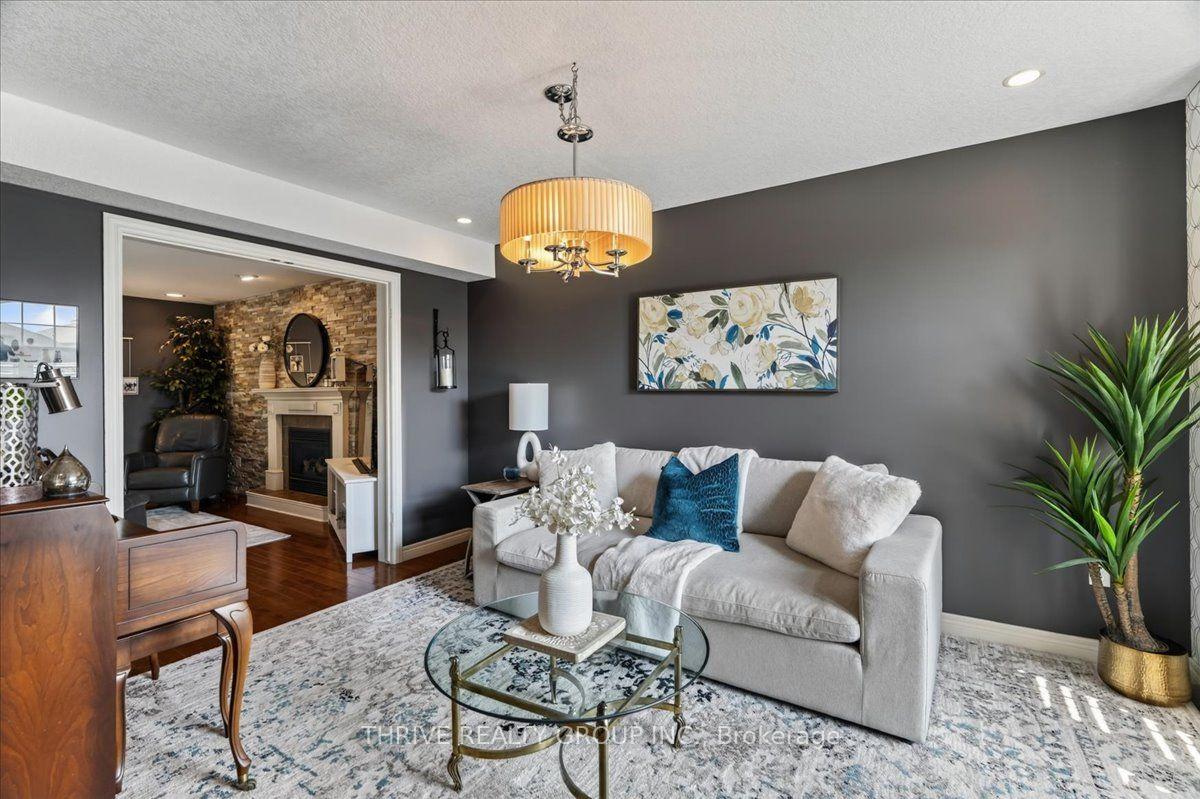 Photo 7 of 1571 Blackmaple Crescent, London, East A — HOMEH