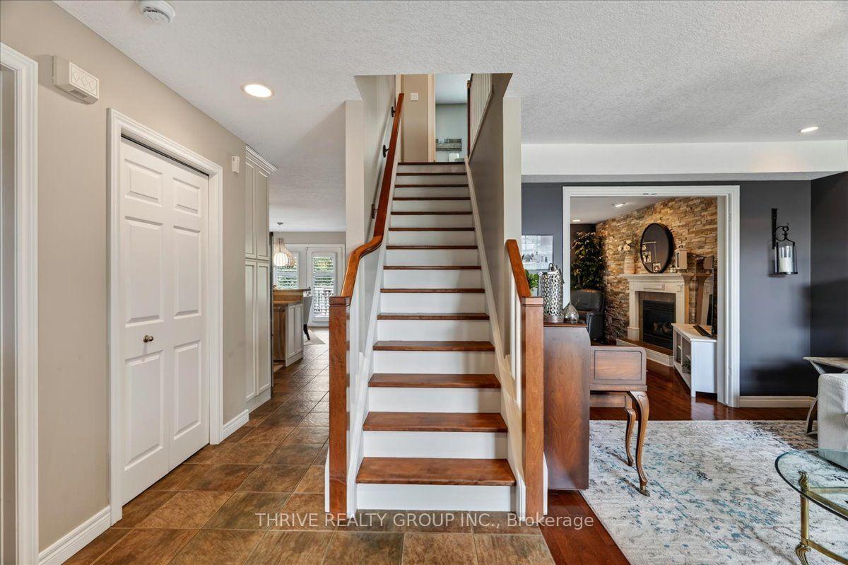 Photo 17 of 1571 Blackmaple Crescent, London, East A — HOMEH