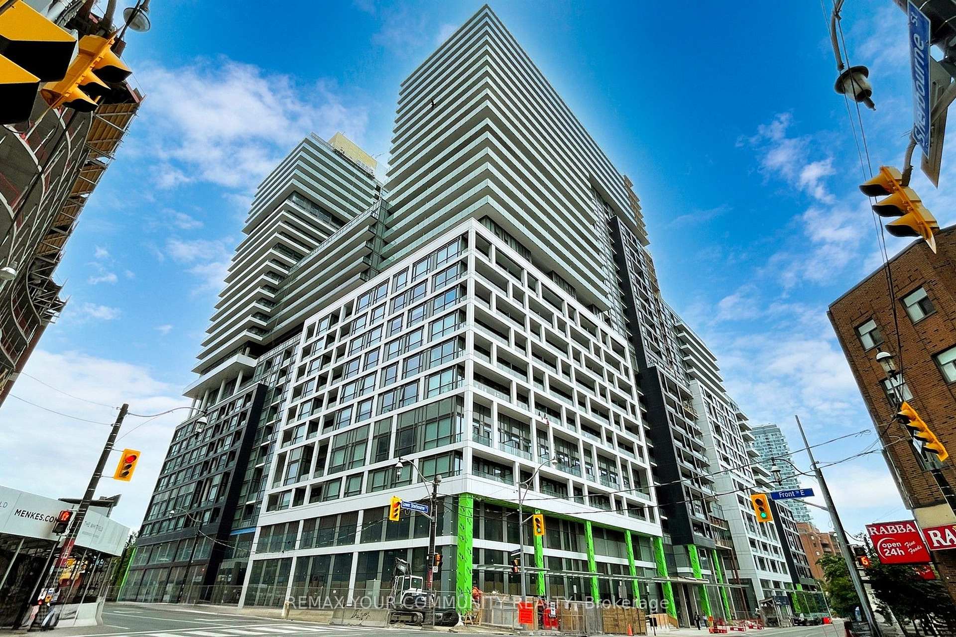 Front of Unit 2404, 70 Princess Street