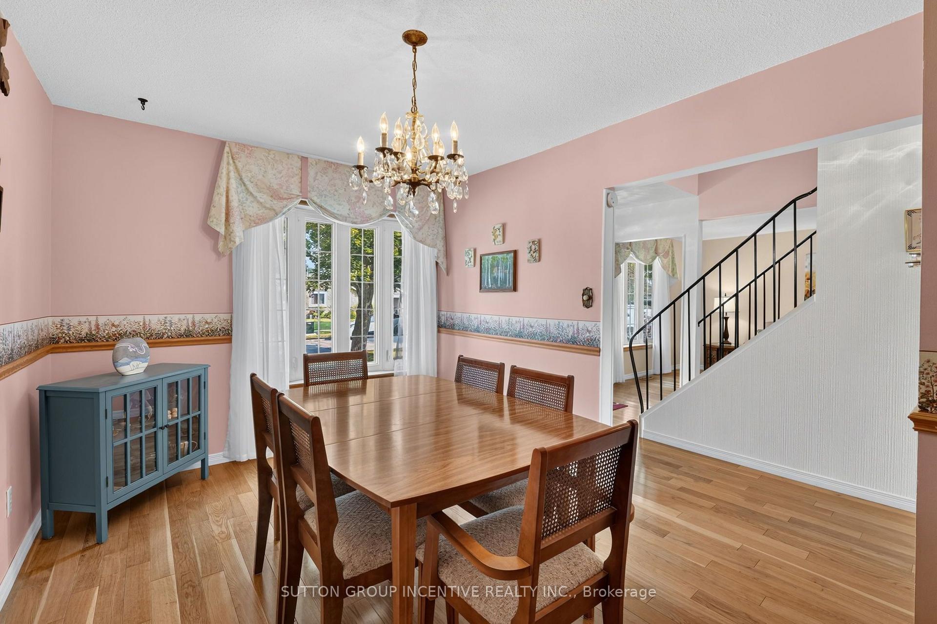 Photo 6 of 63 Heather Street, Barrie, Sunnidale — HOMEH