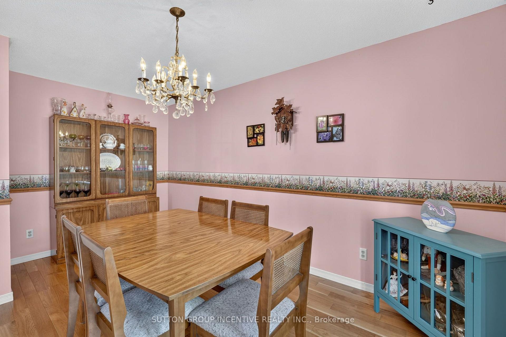 Photo 7 of 63 Heather Street, Barrie, Sunnidale — HOMEH