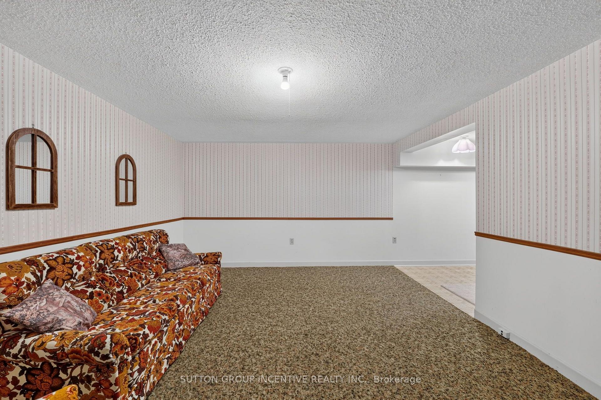 Photo 22 of 63 Heather Street, Barrie, Sunnidale — HOMEH