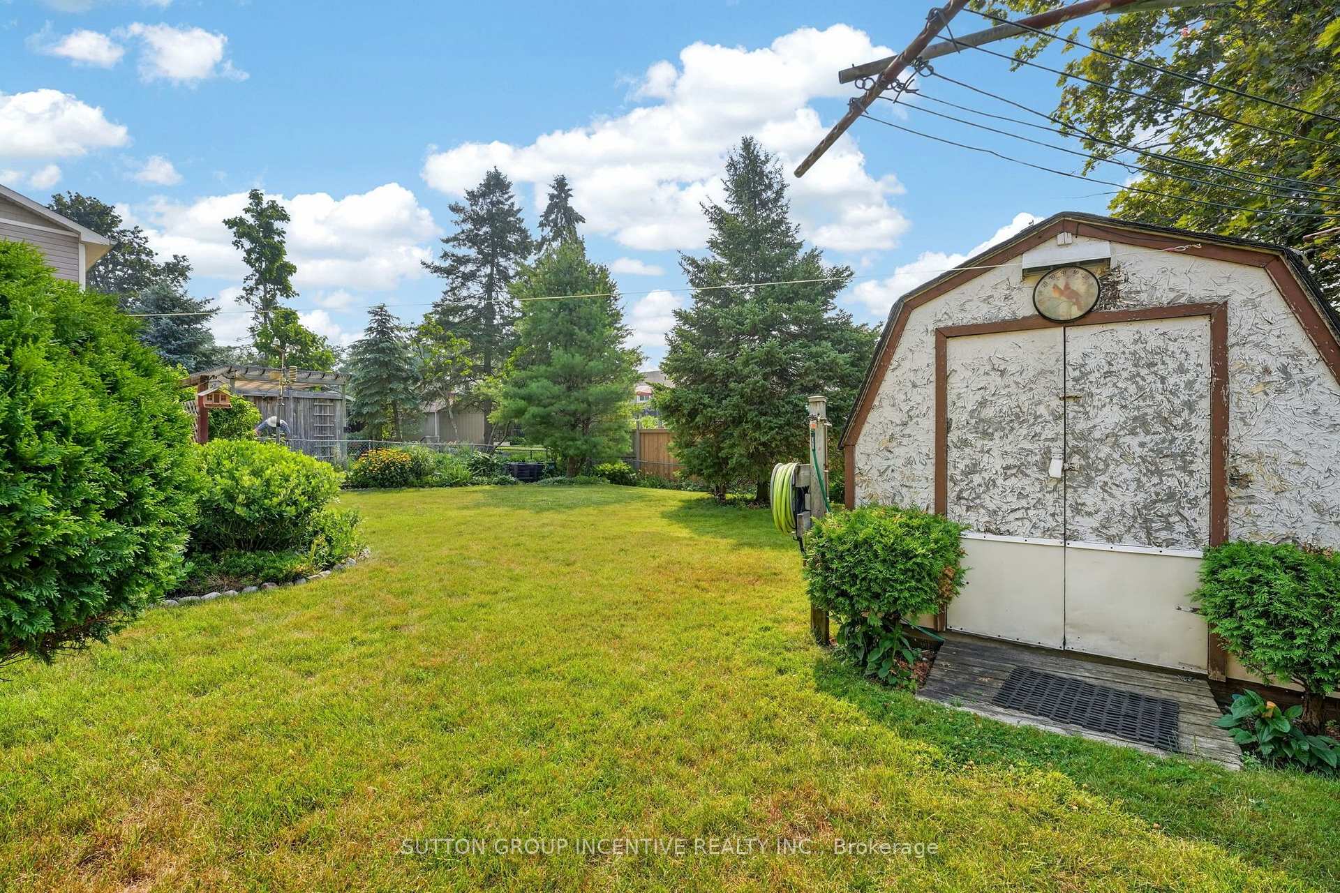 Photo 29 of 63 Heather Street, Barrie, Sunnidale — HOMEH