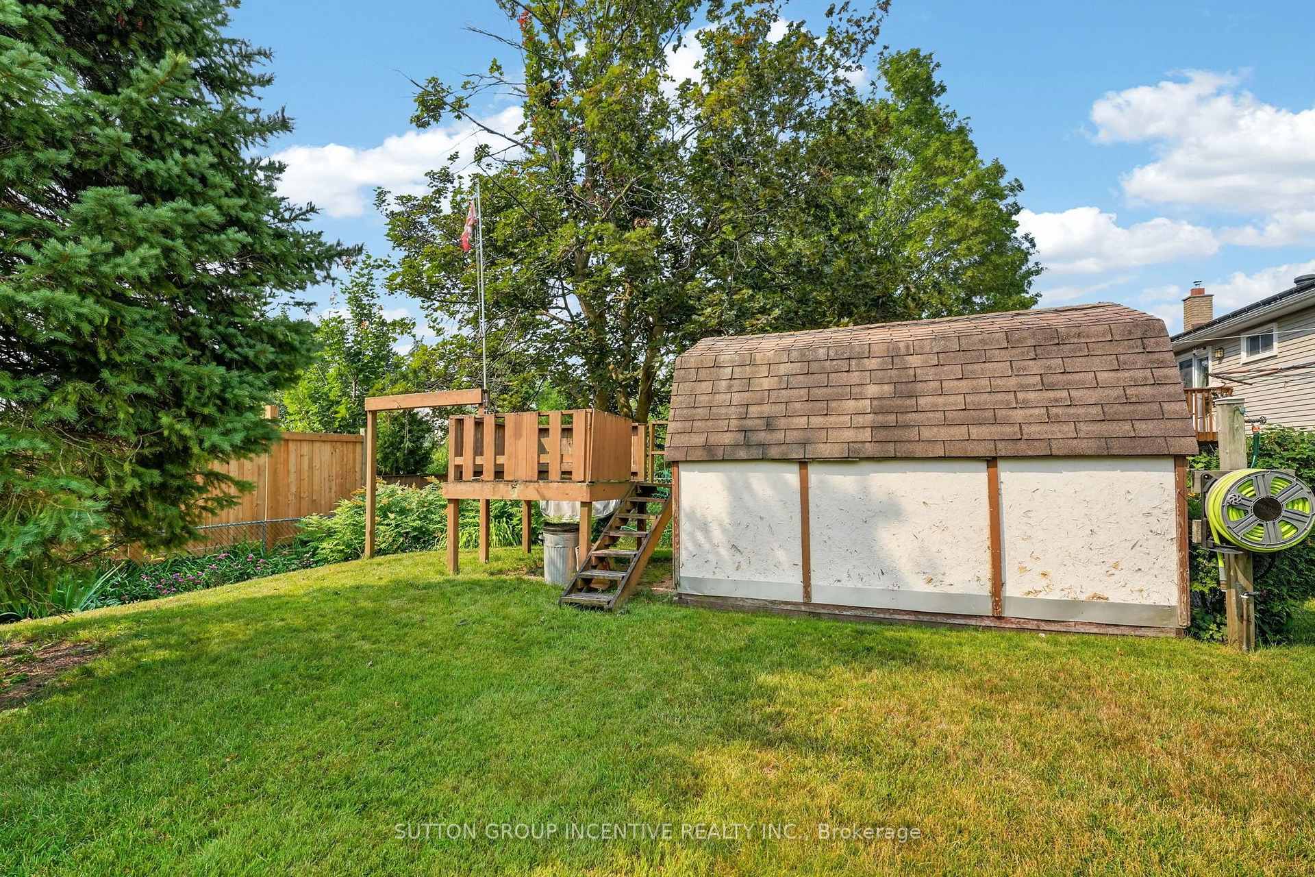 Photo 27 of 63 Heather Street, Barrie, Sunnidale — HOMEH