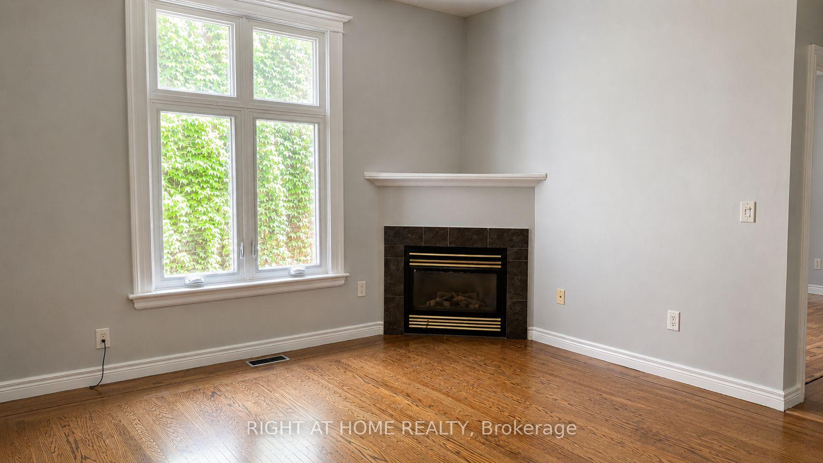 Photo 6 of 317 Queen Street S, Hamilton, Durand — HOMEH