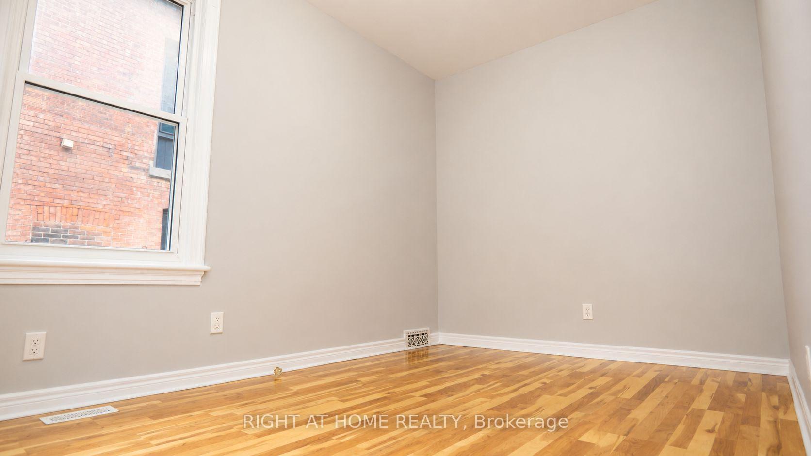 Photo 10 of 317 Queen Street S, Hamilton, Durand — HOMEH