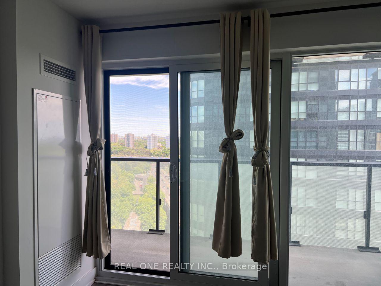 Photo 5 of Unit 1806, 575 Bloor Street E, Toronto, North St. James Town — HOMEH