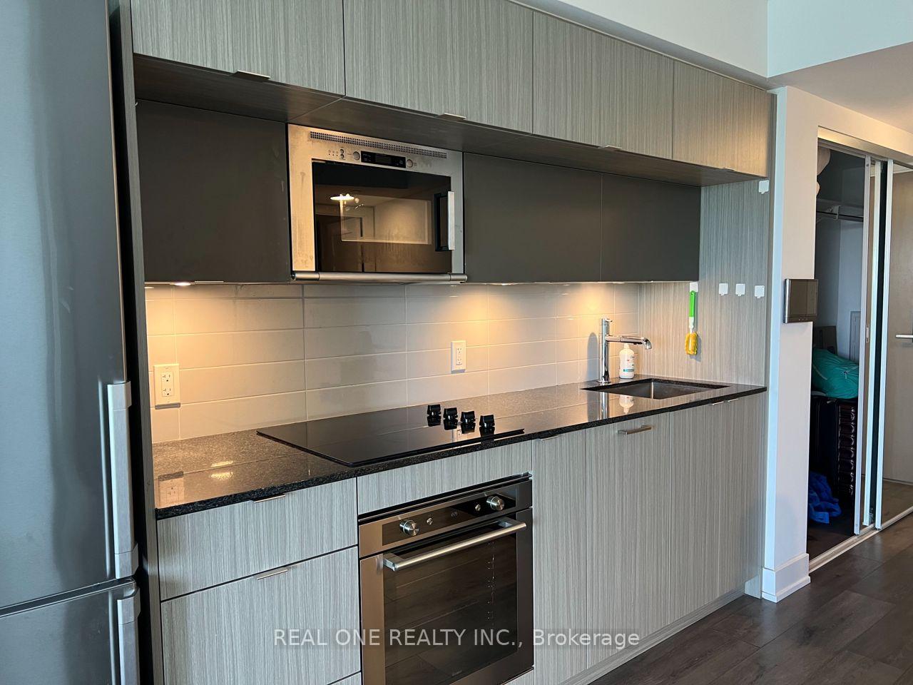 Photo 7 of Unit 1806, 575 Bloor Street E, Toronto, North St. James Town — HOMEH