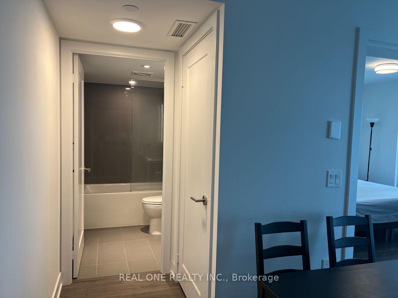 Photo 10 of Unit 1806, 575 Bloor Street E, Toronto, North St. James Town — HOMEH