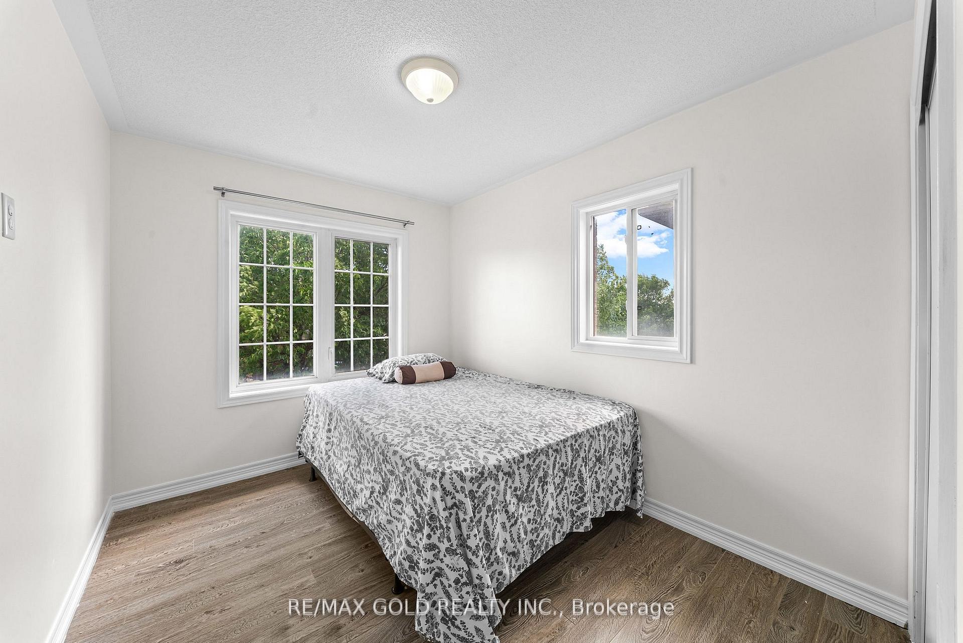 Photo 33 of 25 Frenchpark Circle, Brampton, Credit Valley — HOMEH