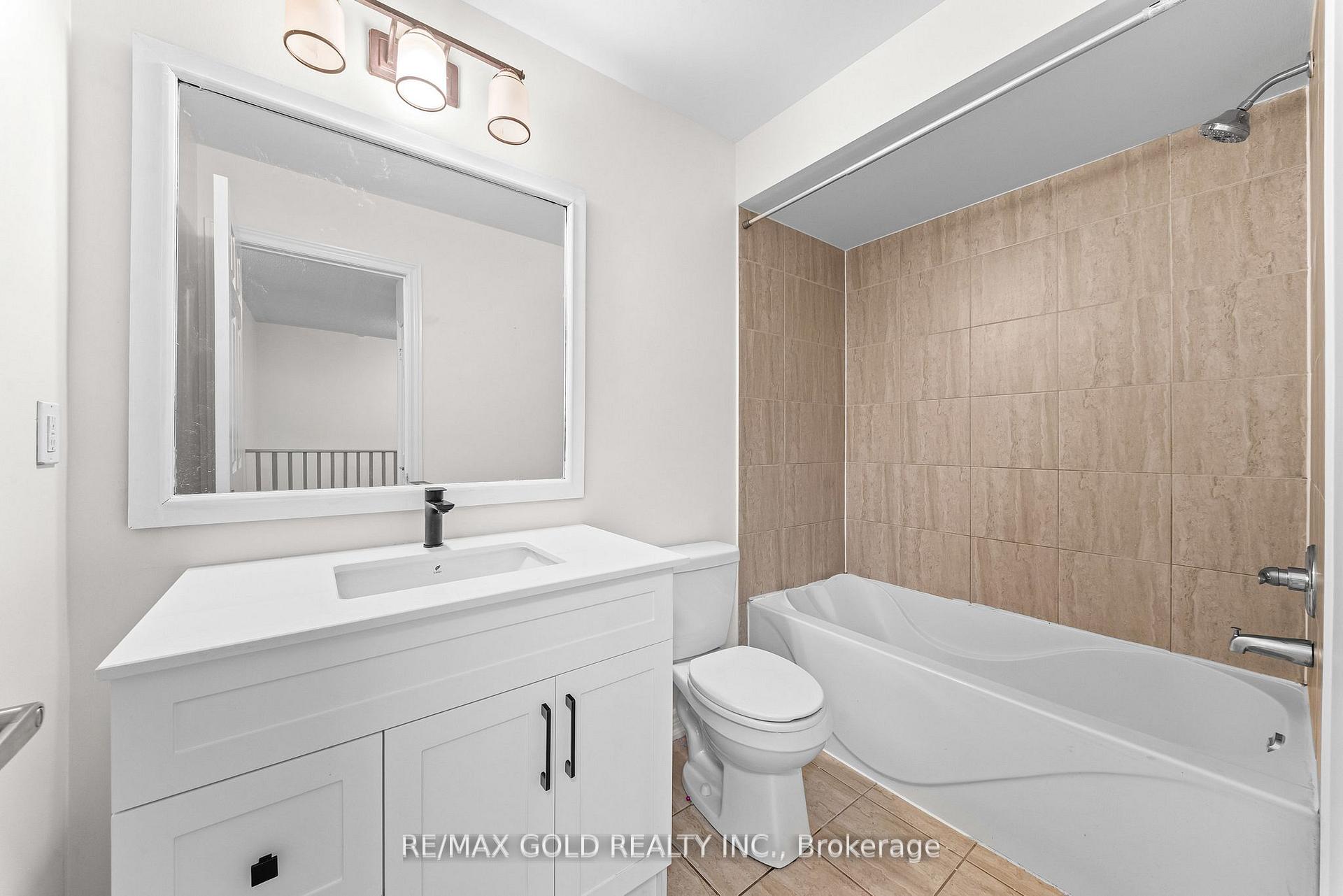 Photo 42 of 25 Frenchpark Circle, Brampton, Credit Valley — HOMEH