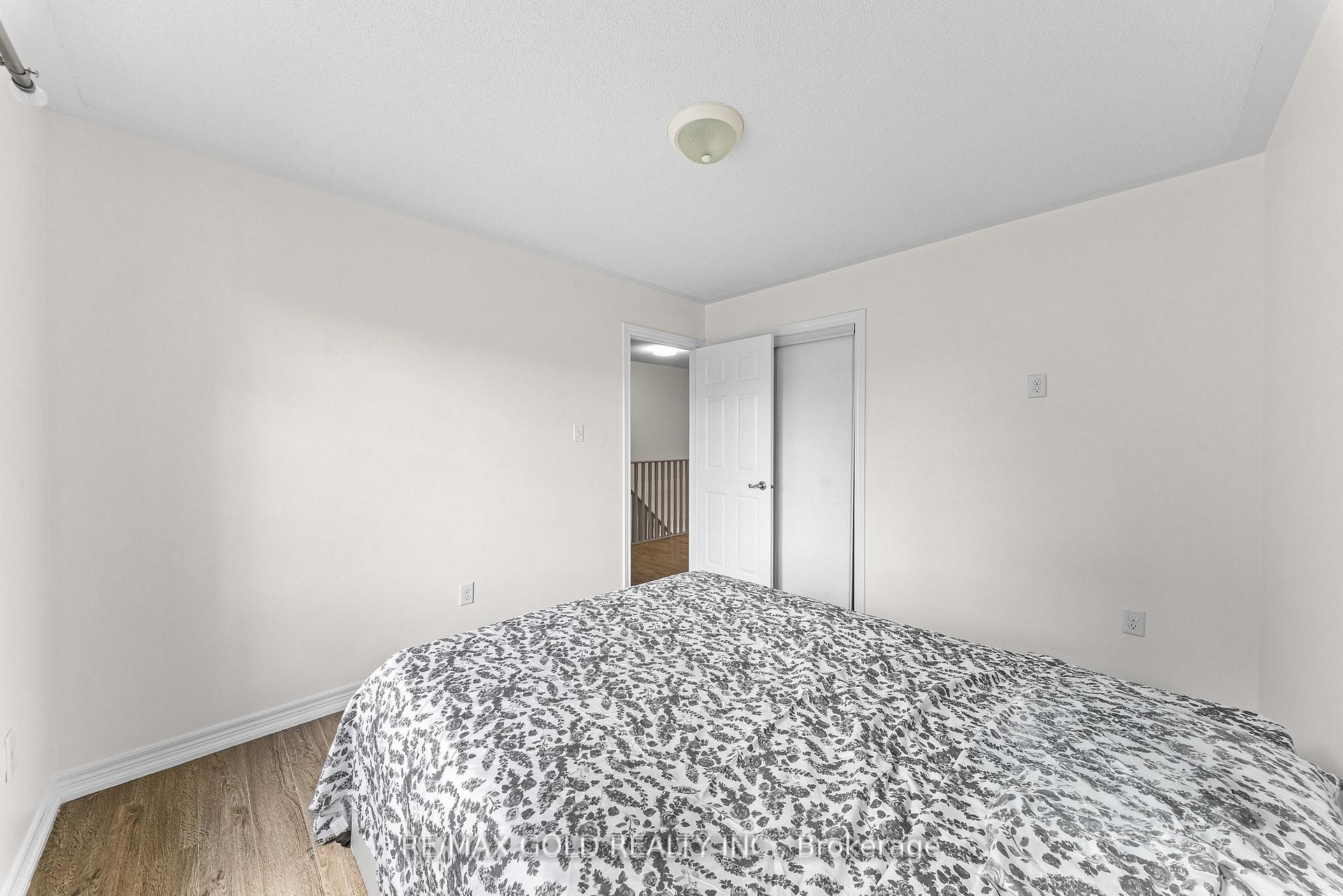 Photo 44 of 25 Frenchpark Circle, Brampton, Credit Valley — HOMEH