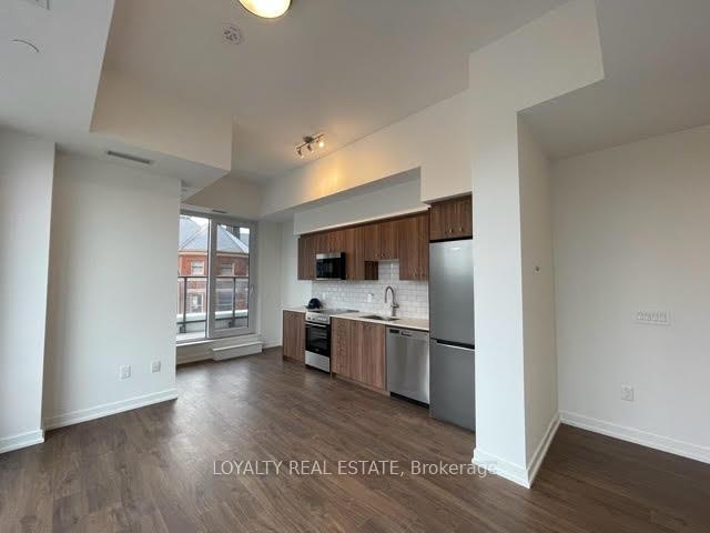 Photo 4 of Unit 207, 5 Wellington Street S, Kitchener, KW Hospital — HOMEH