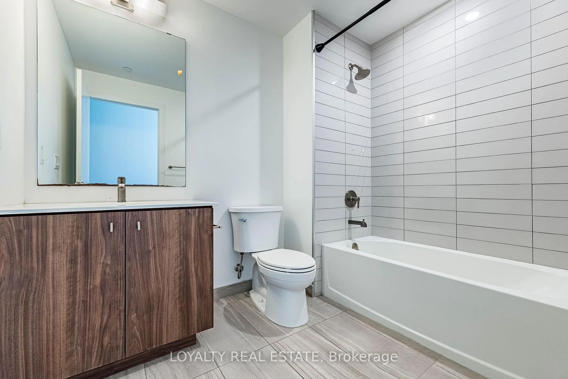 Photo 21 of Unit 207, 5 Wellington Street S, Kitchener, KW Hospital — HOMEH