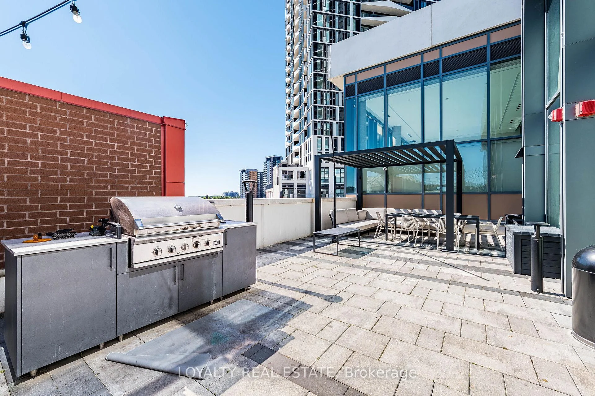 Photo 65 of Unit 207, 5 Wellington Street S, Kitchener, KW Hospital — HOMEH