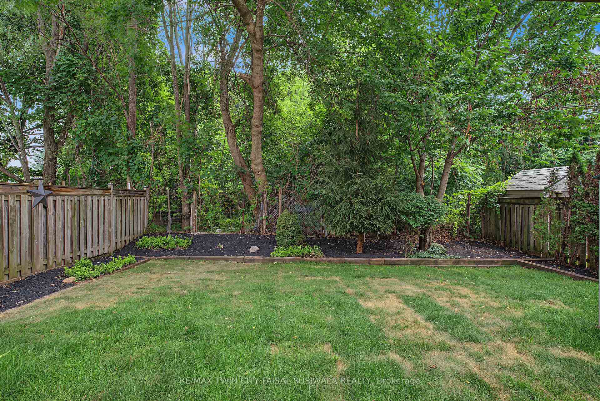Photo 5 of 36 Foxmeadow Road, Cambridge, Little's Corners — HOMEH