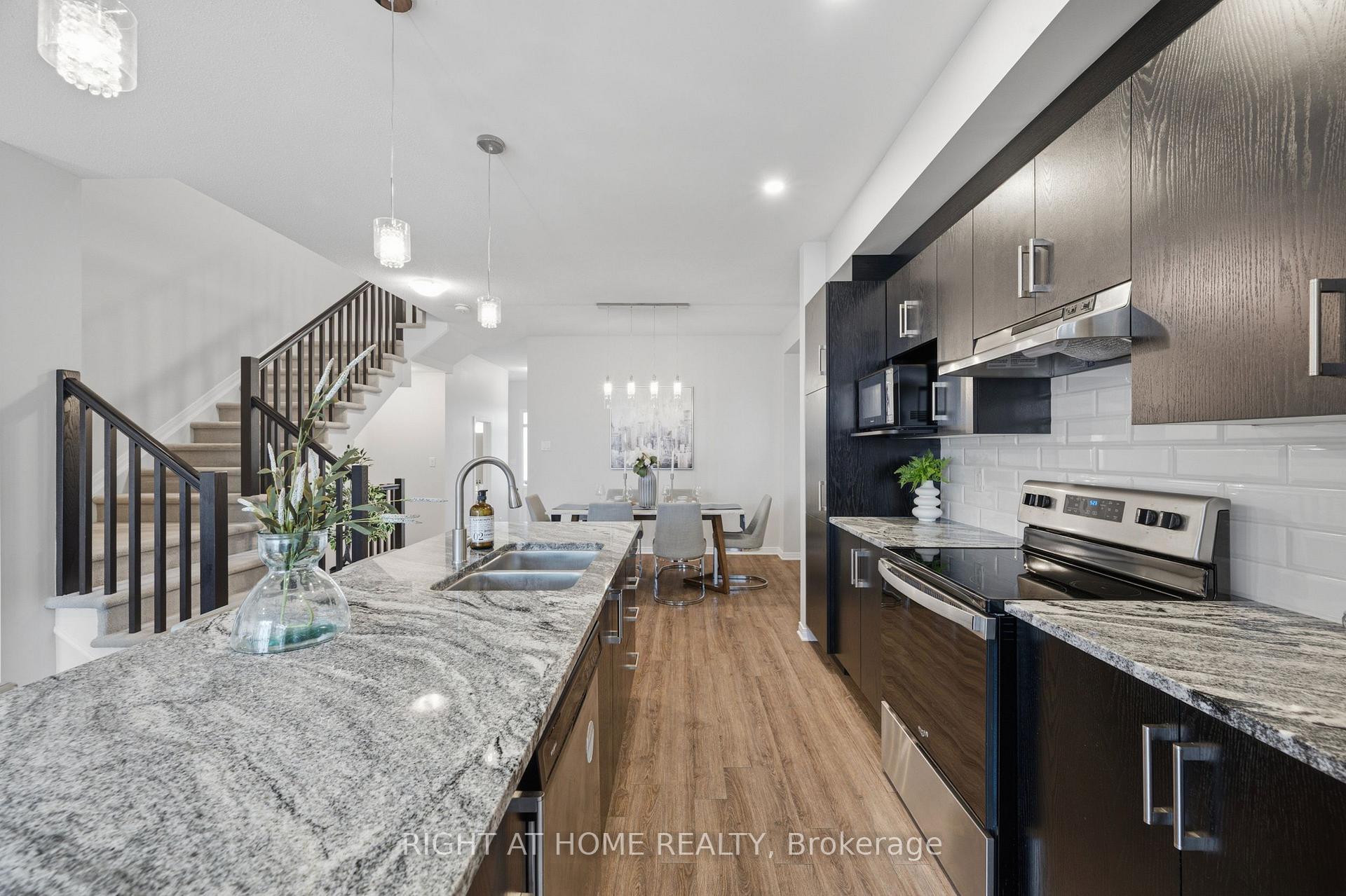 Photo 12 of 593 Edenwylde Drive, Ottawa, Remainder of Stittsville & Area — HOMEH