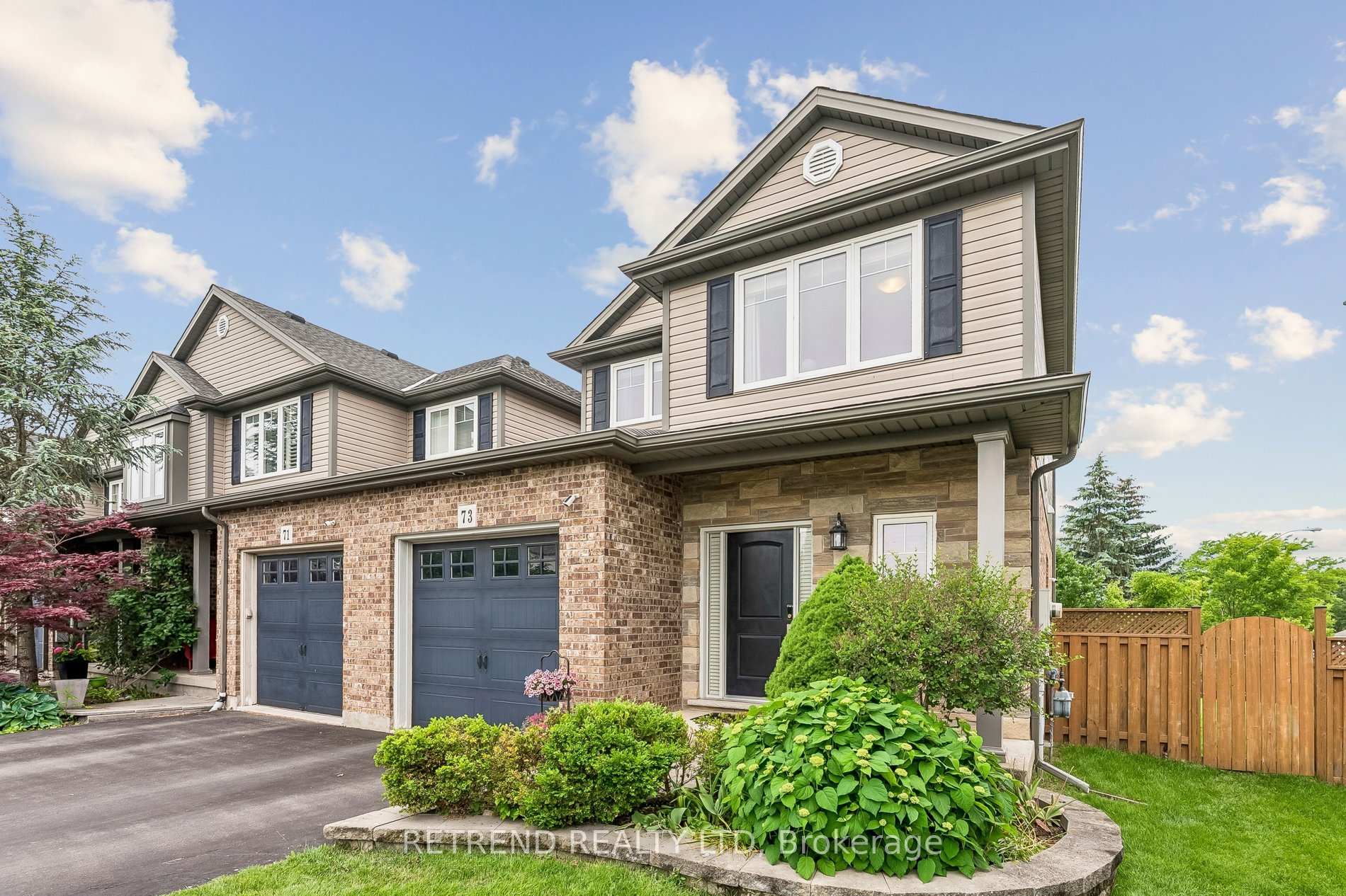Photo 2 of 73 Videl Crescent N, St. Catharines, Grapeview — HOMEH