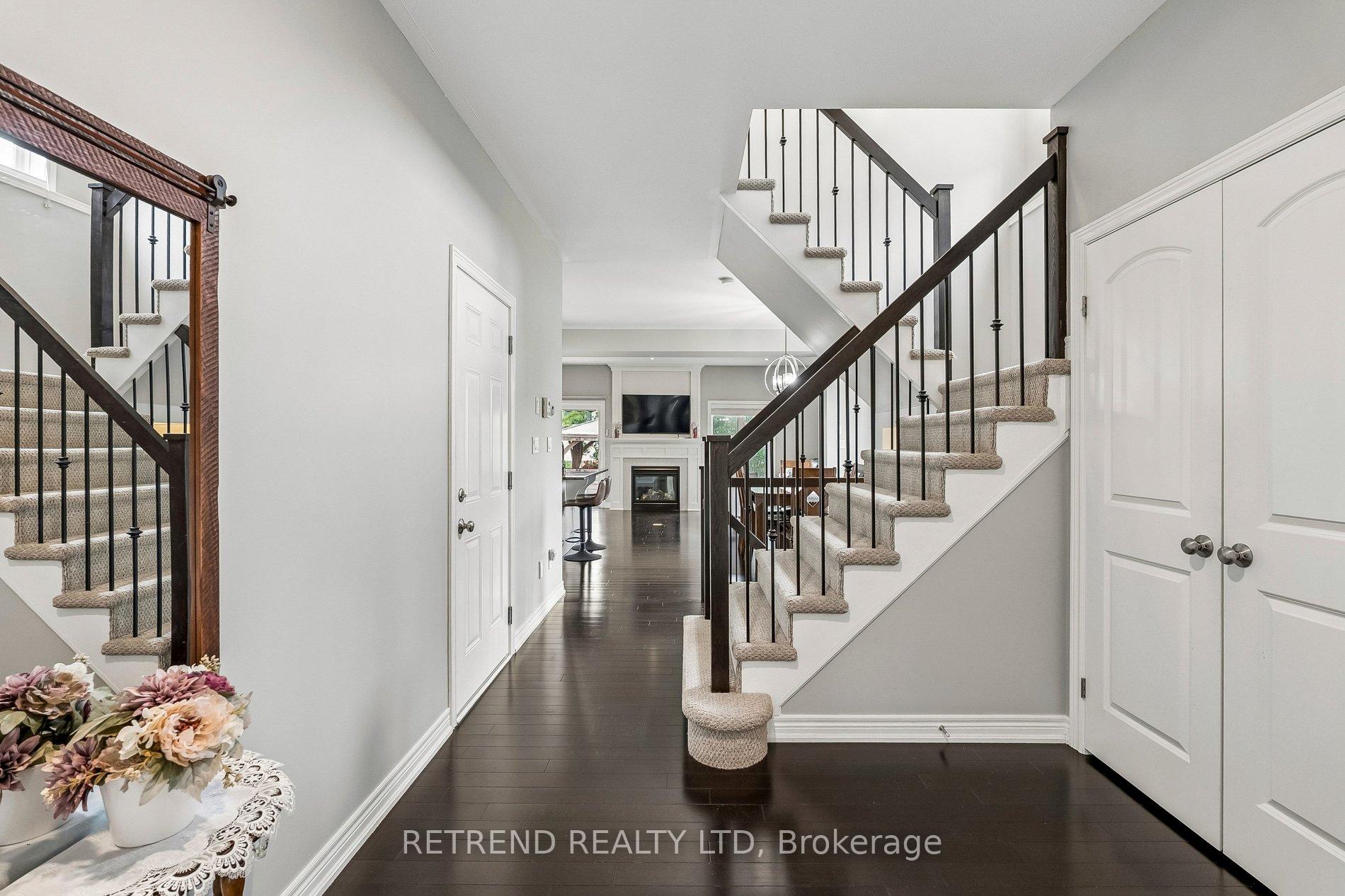 Photo 4 of 73 Videl Crescent N, St. Catharines, Grapeview — HOMEH