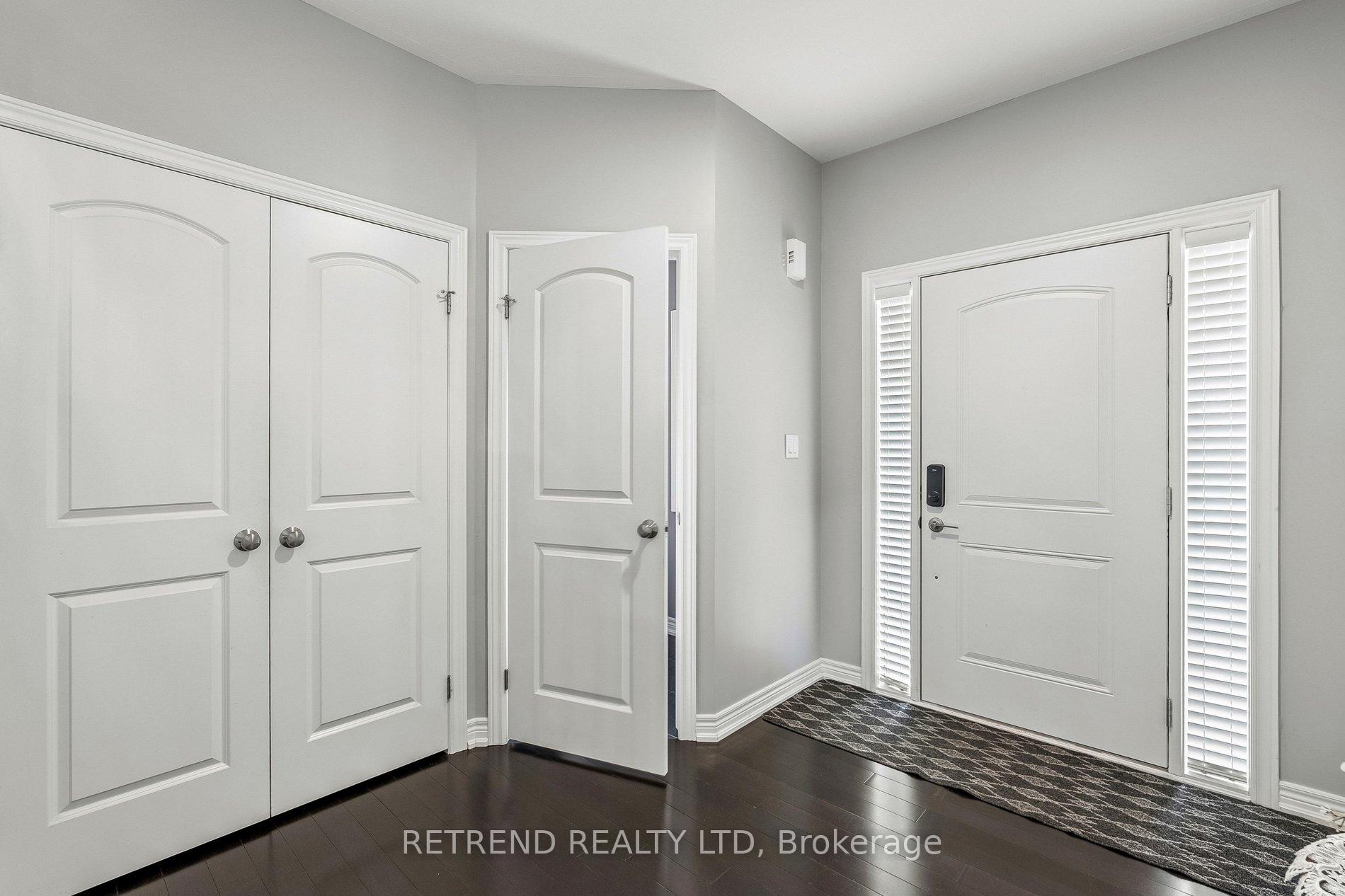 Photo 5 of 73 Videl Crescent N, St. Catharines, Grapeview — HOMEH