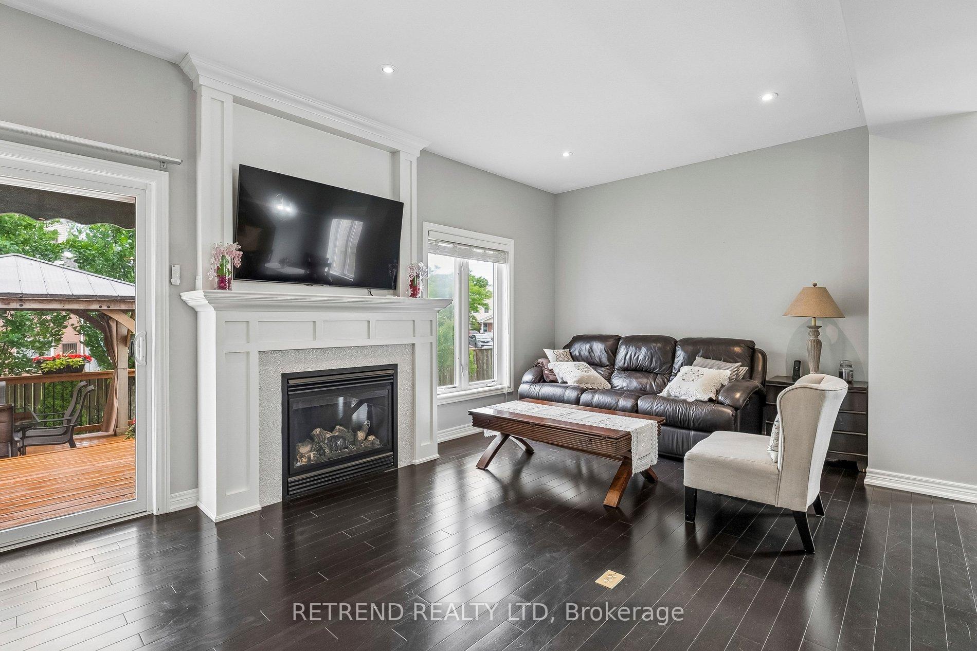 Photo 6 of 73 Videl Crescent N, St. Catharines, Grapeview — HOMEH