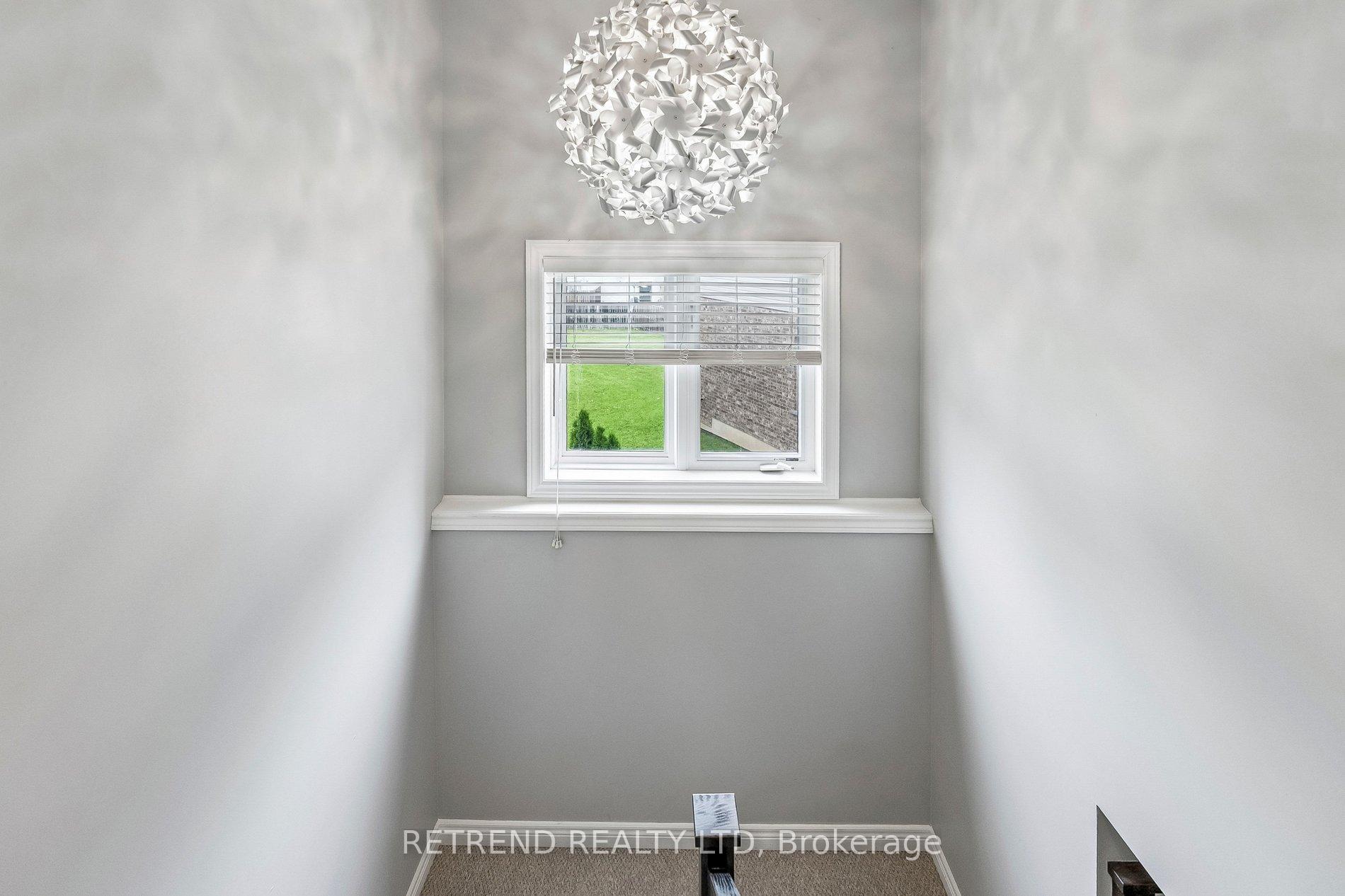 Photo 18 of 73 Videl Crescent N, St. Catharines, Grapeview — HOMEH